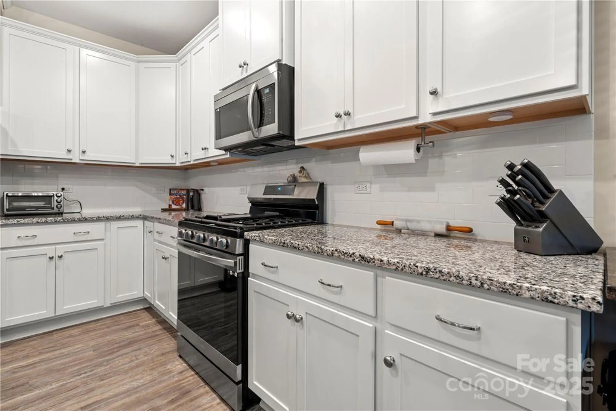 Property Slideshow image 5 of 40 | 1990 ambrose way, Denver, NC, 28037