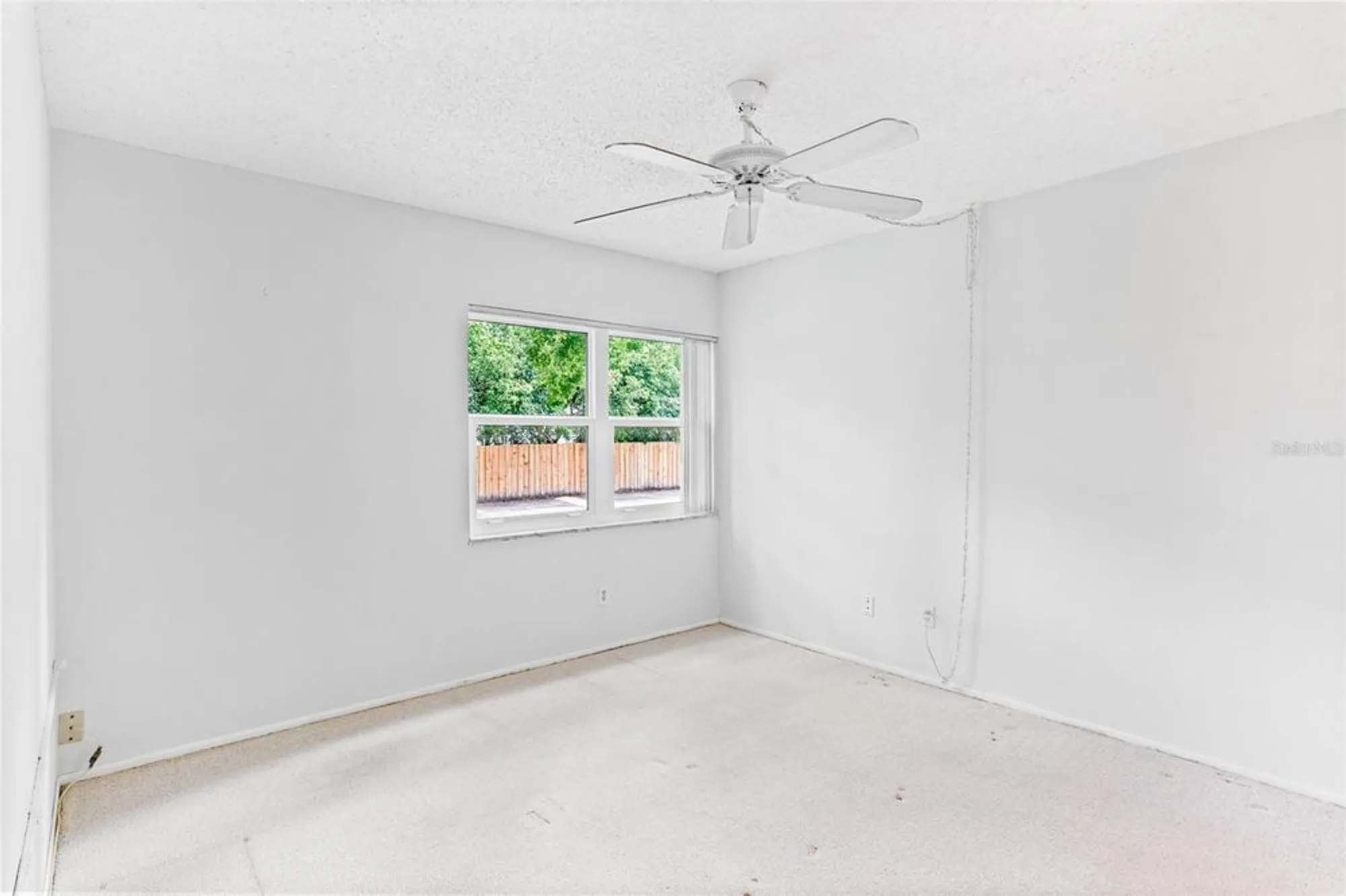 Property Slideshow image 7 of 40 | 14130 rosemary ln apt 5114, Largo, FL, 33774