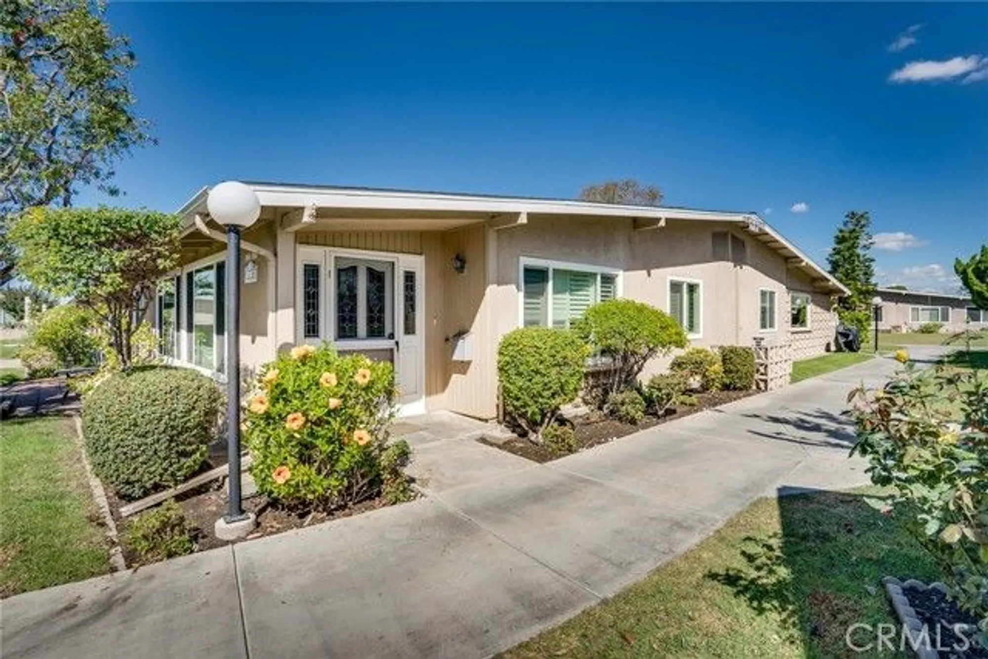 Property Slideshow image 1 of 39 | 1310 knollwood rd apt 43a, Seal Beach, CA, 90740