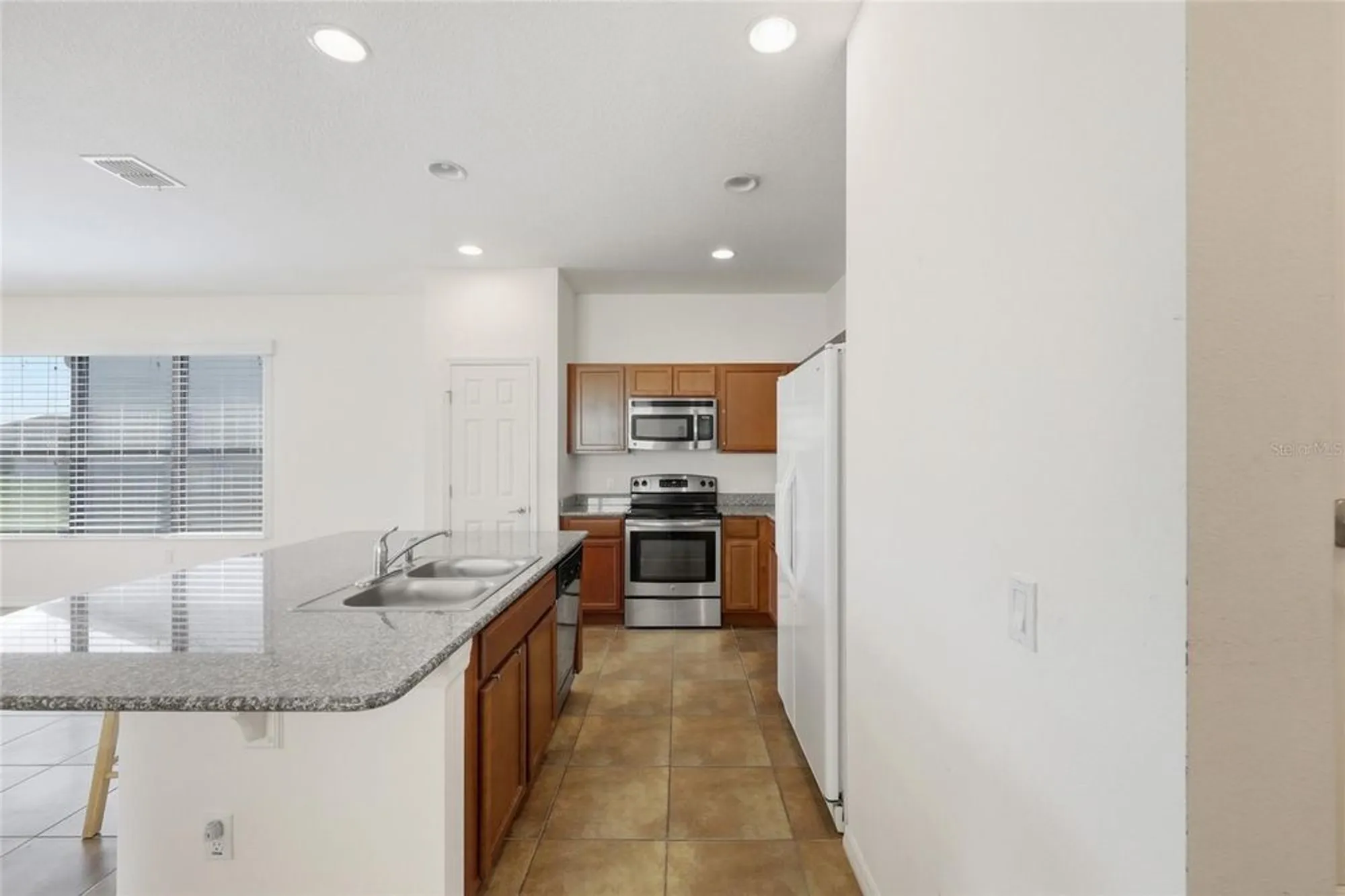 Property Slideshow image 20 of 50 | 1824 pelican hill way, Poinciana, FL, 34759