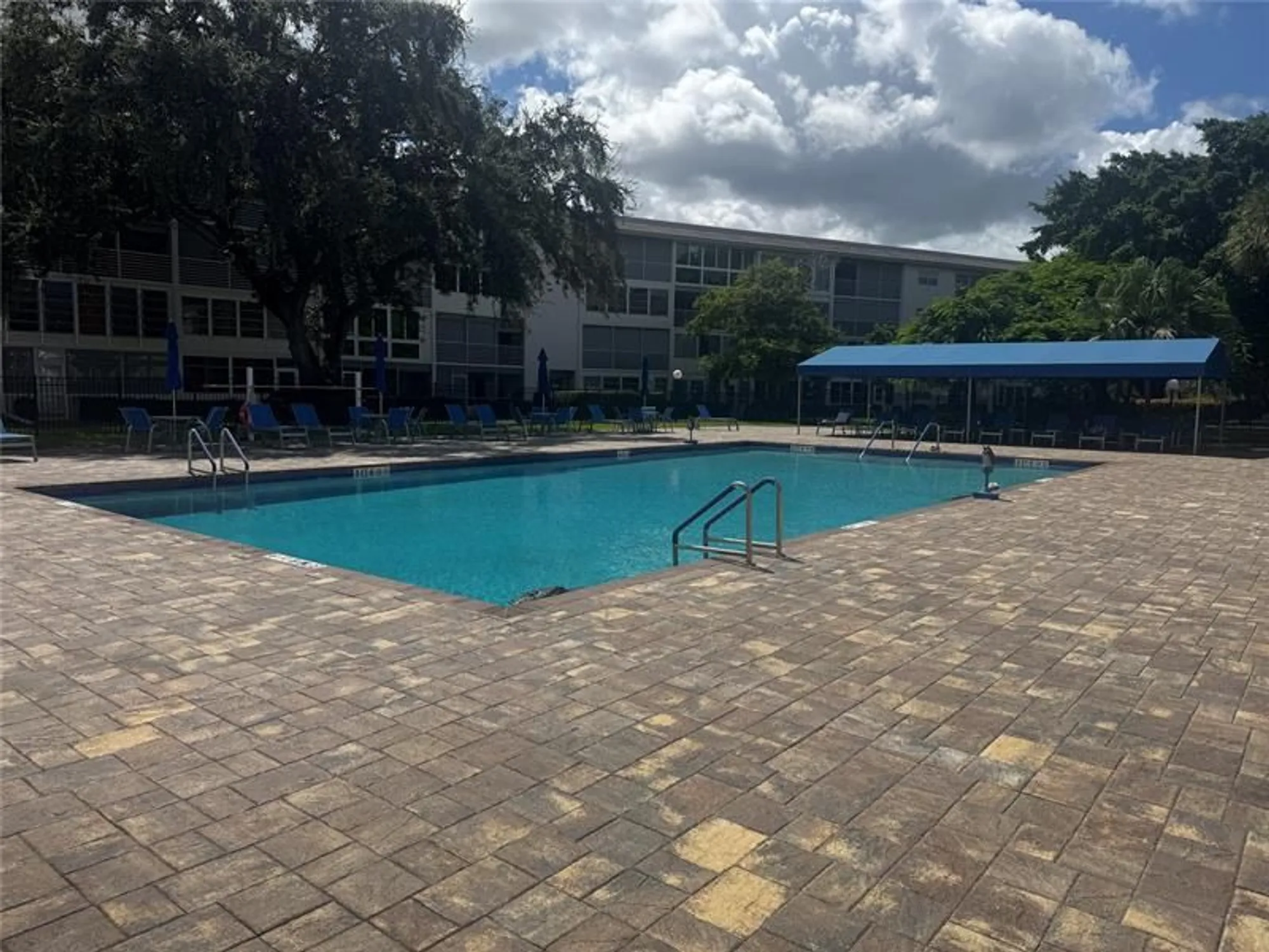 Property Slideshow image 23 of 58 | 3302 aruba way m1, Coconut Creek, FL, 33066