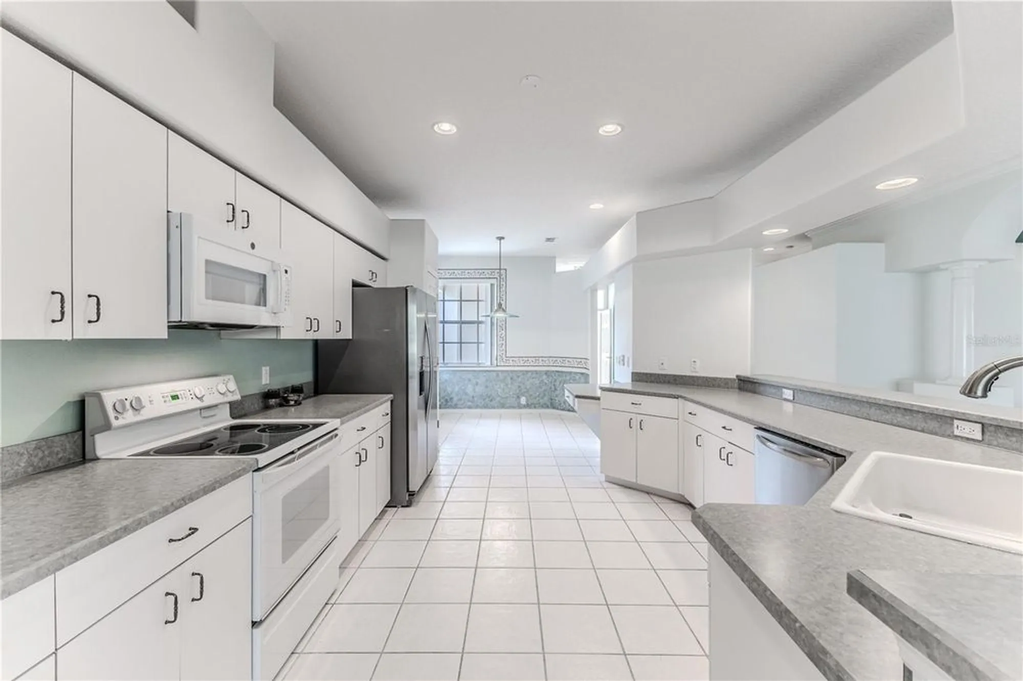 Property Slideshow image 30 of 57 | 15033 middle fairway dr, Spring Hill, FL, 34609