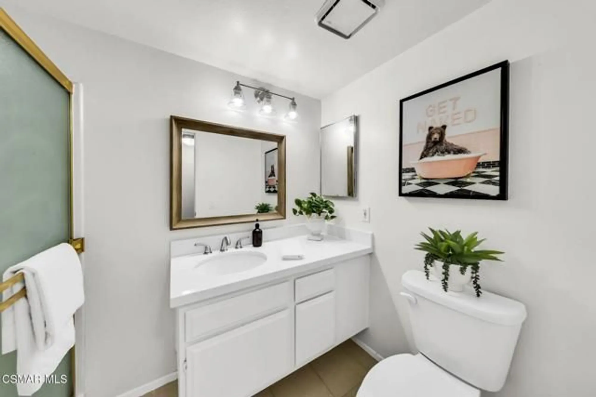 Property Slideshow image 21 of 54 | 769 birchpark cir 203, Thousand Oaks, CA, 91360