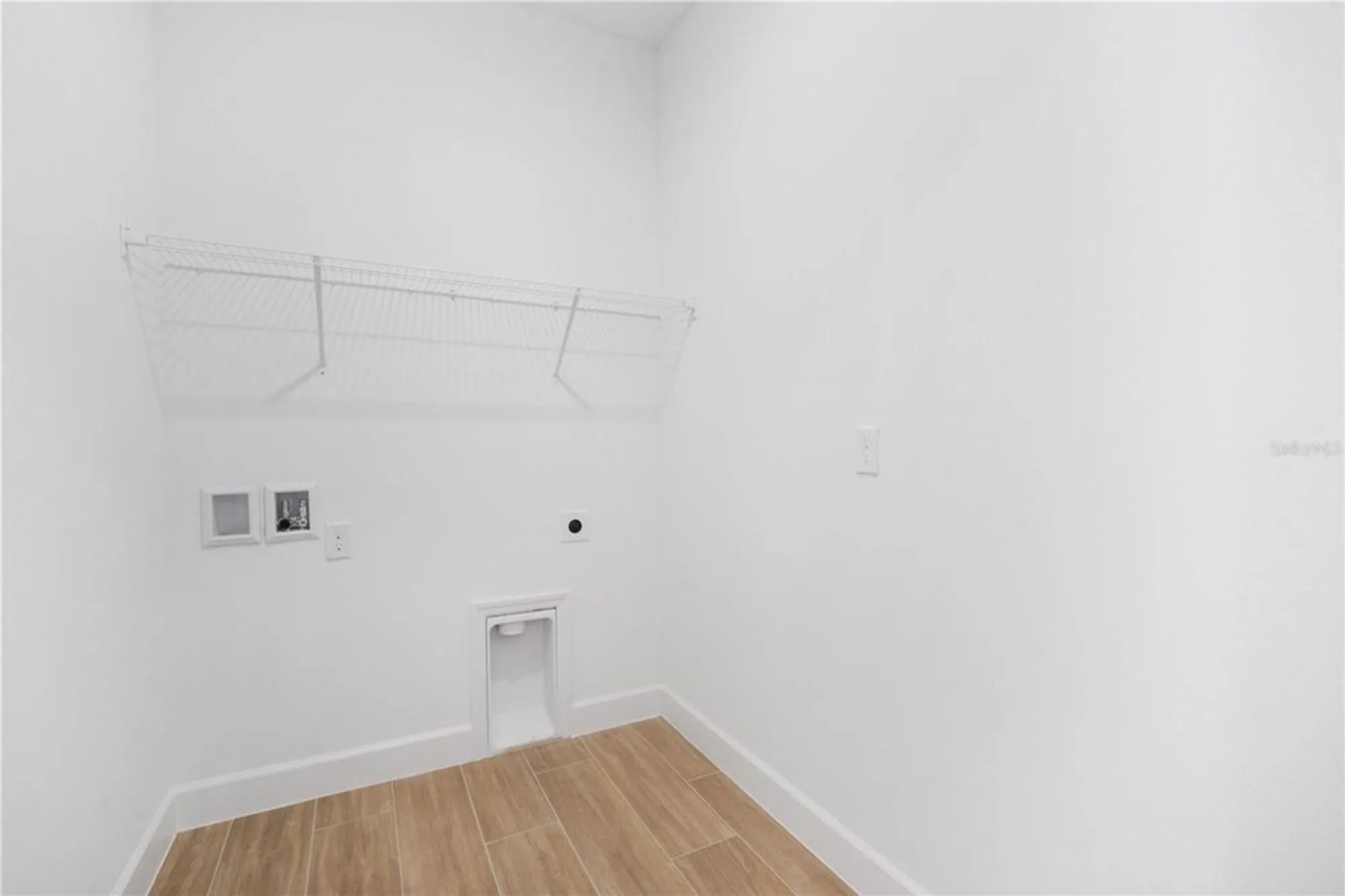 Property Slideshow image 26 of 44 | 9143 players dr, Weeki Wachee, FL, 34613