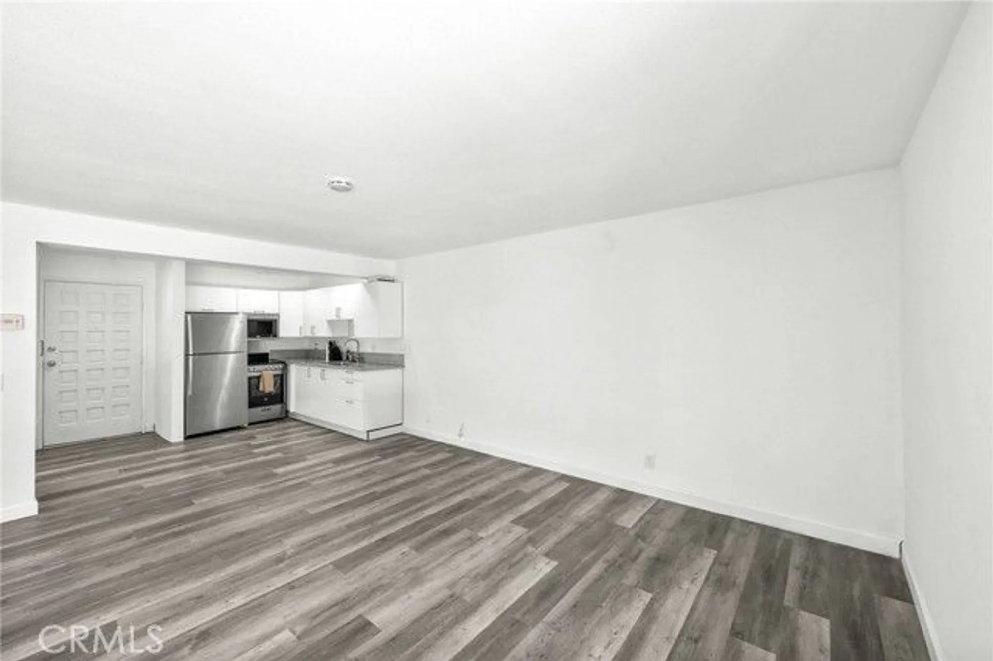 Property Slideshow image 11 of 23 | 28661 via las flores, Murrieta, CA, 92563