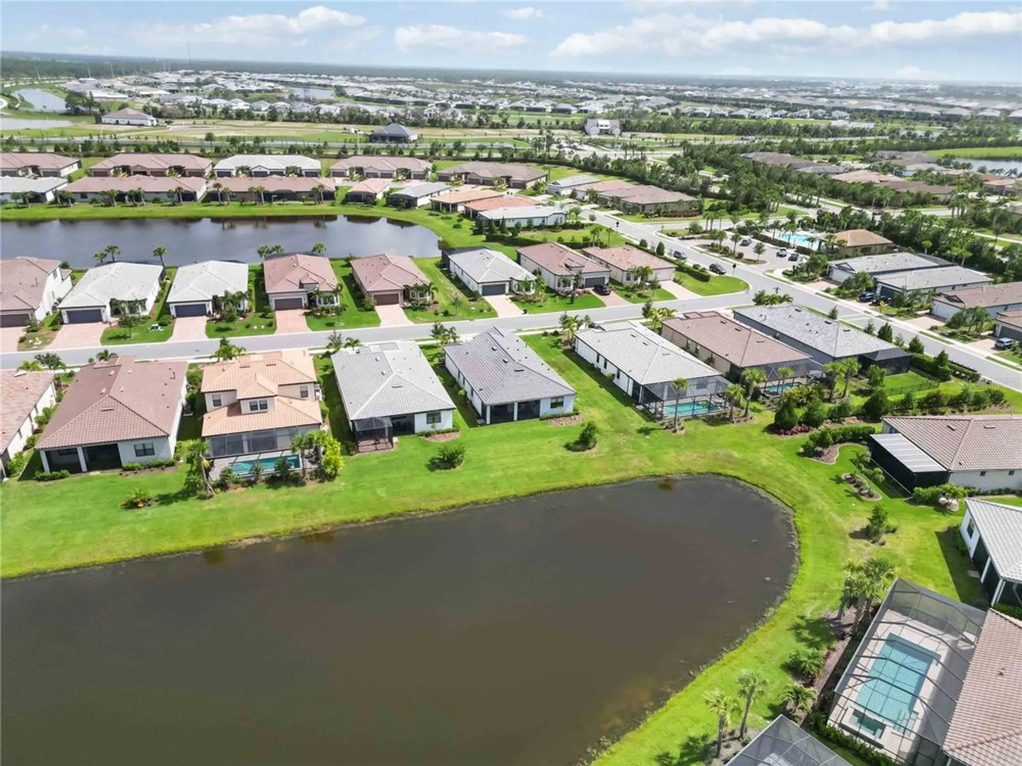 Property Slideshow image 61 of 79 | 7758 summerland cv, Bradenton, FL, 34202