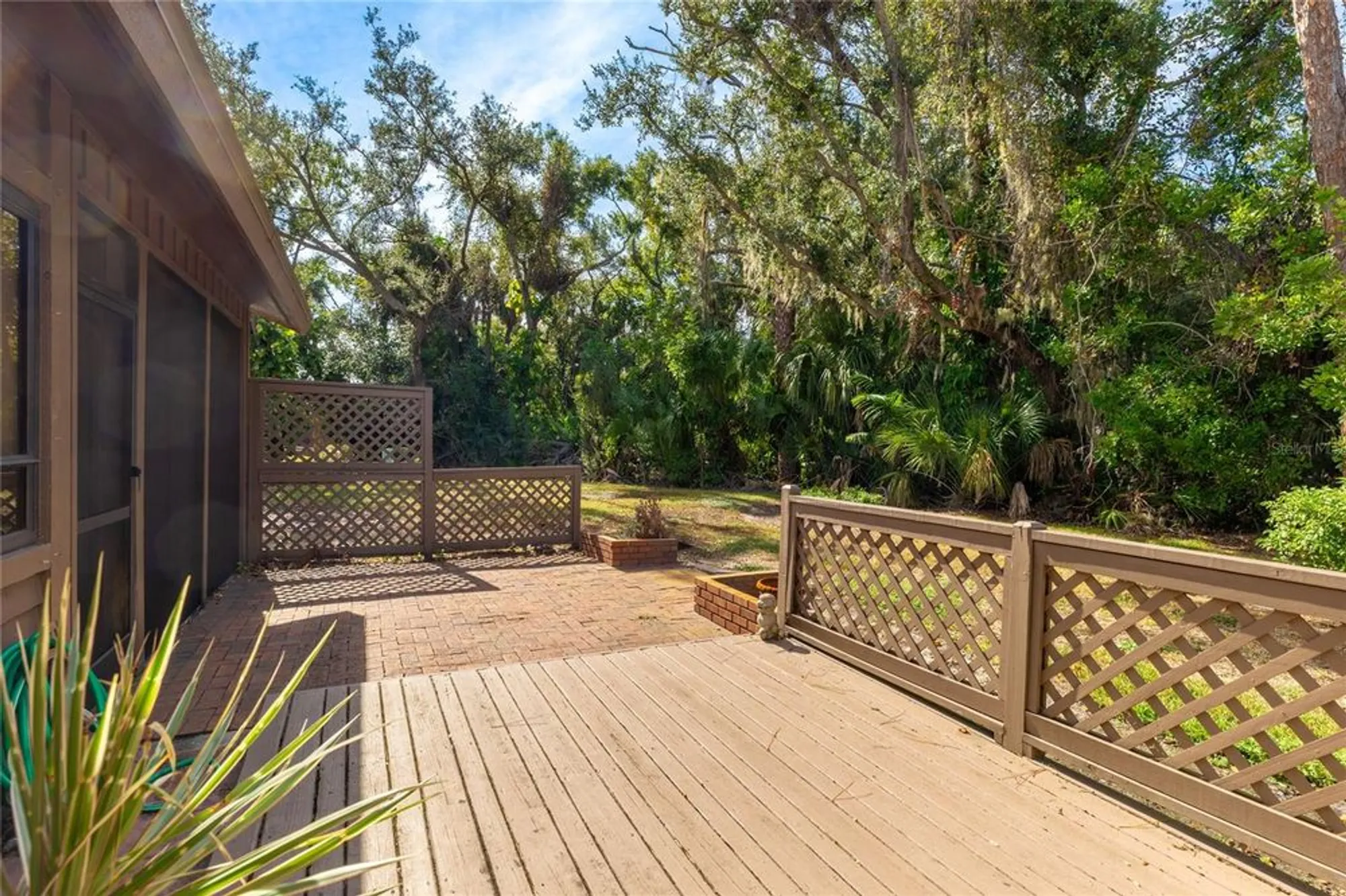 Property Slideshow image 30 of 44 | 7106 saint andrews ln, Sarasota, FL, 34243