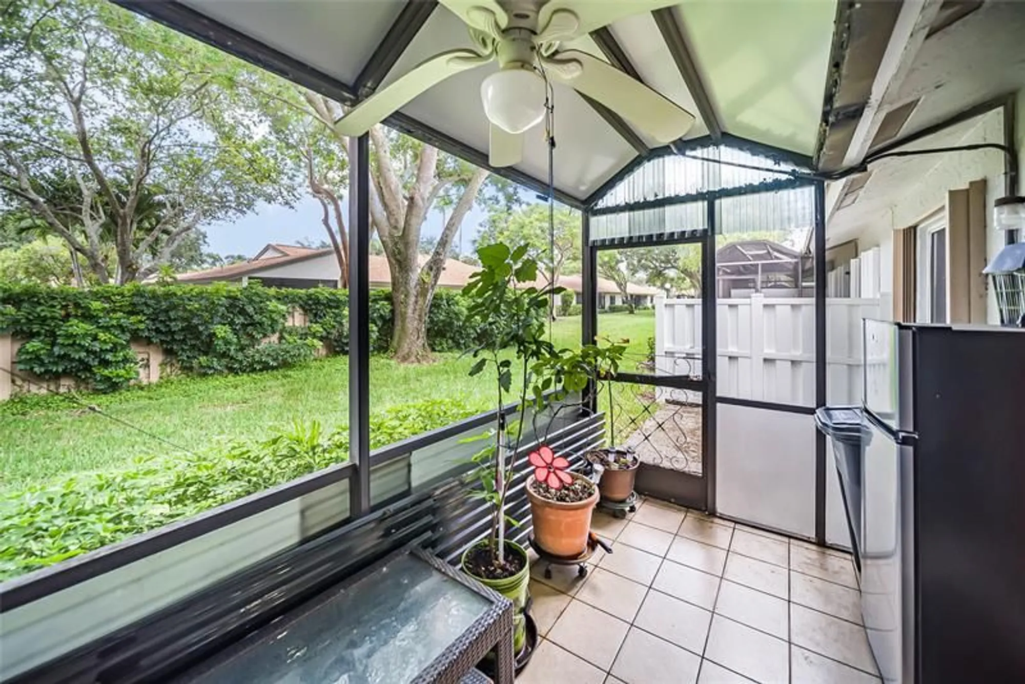 Property Slideshow image 15 of 34 | 18527 horizon ave b, Boca Raton, FL, 33496