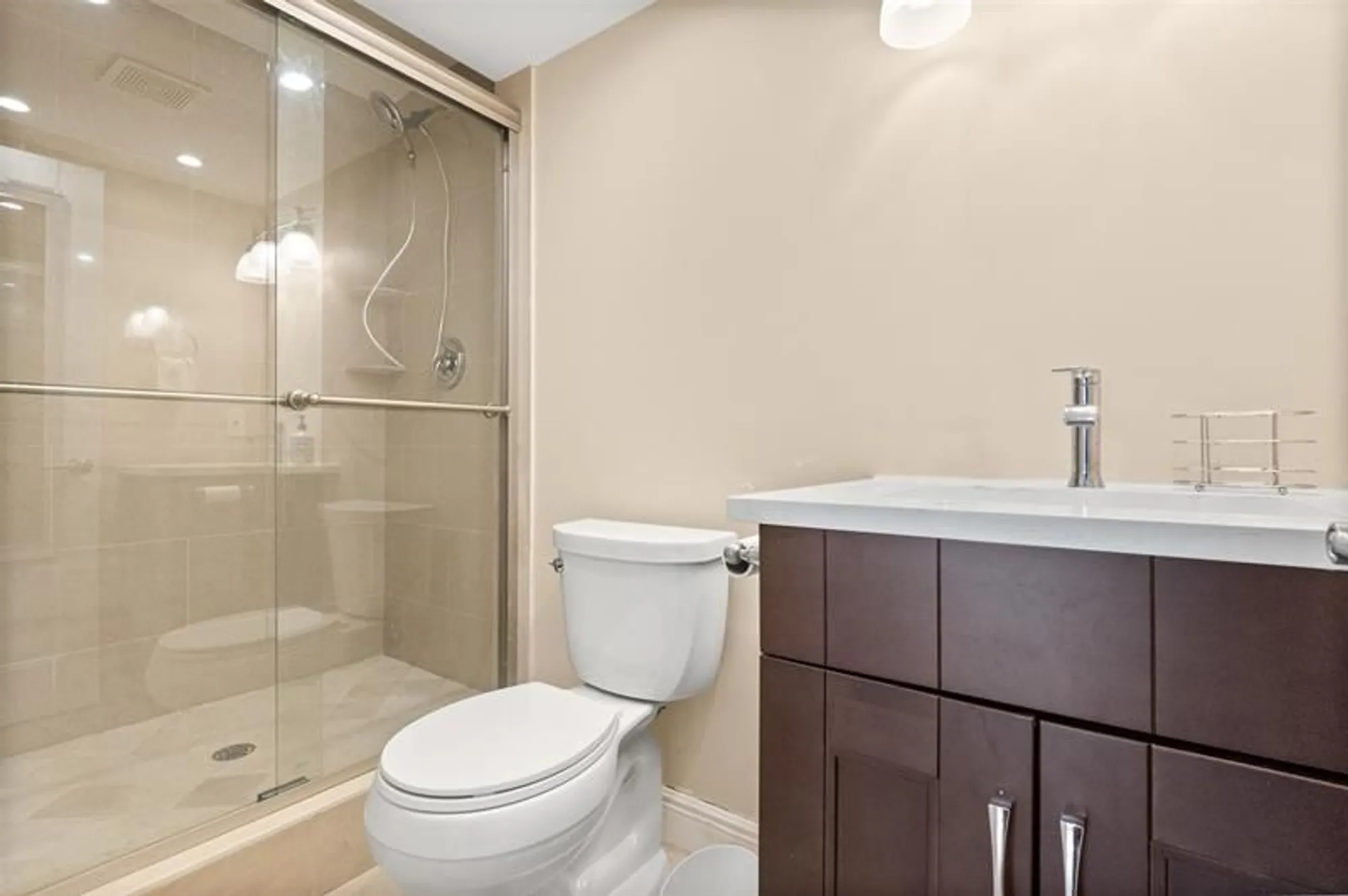 Property Slideshow image 11 of 28 | 3057 newport n # 3057, Deerfield Beach, FL, 33442