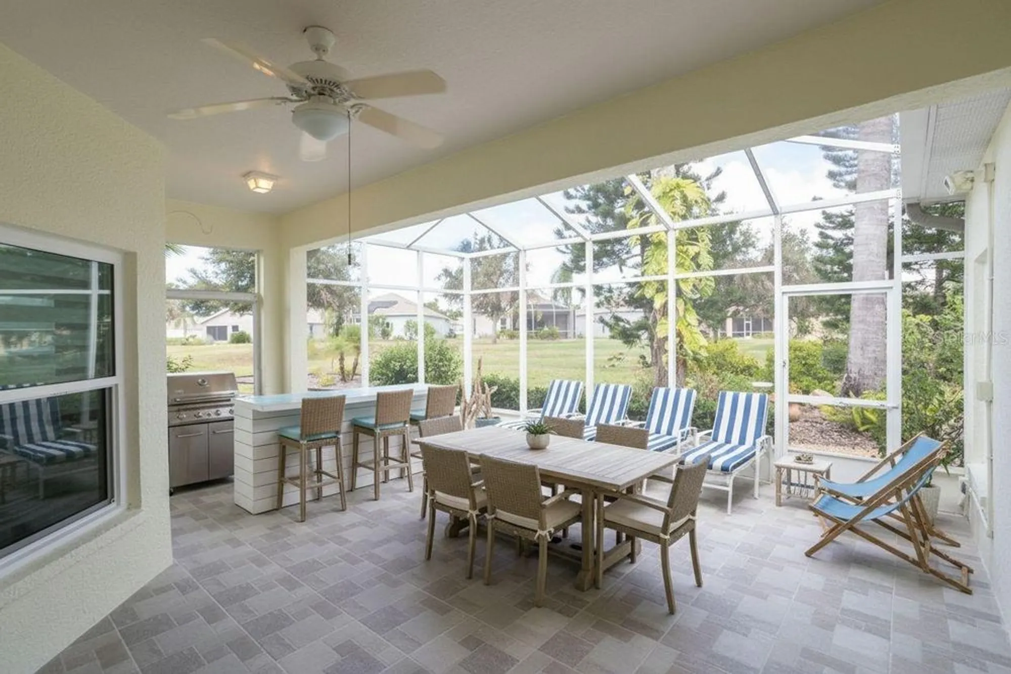 Property Slideshow image 45 of 89 | 2529 sandy hill ct, Holiday, FL, 34691
