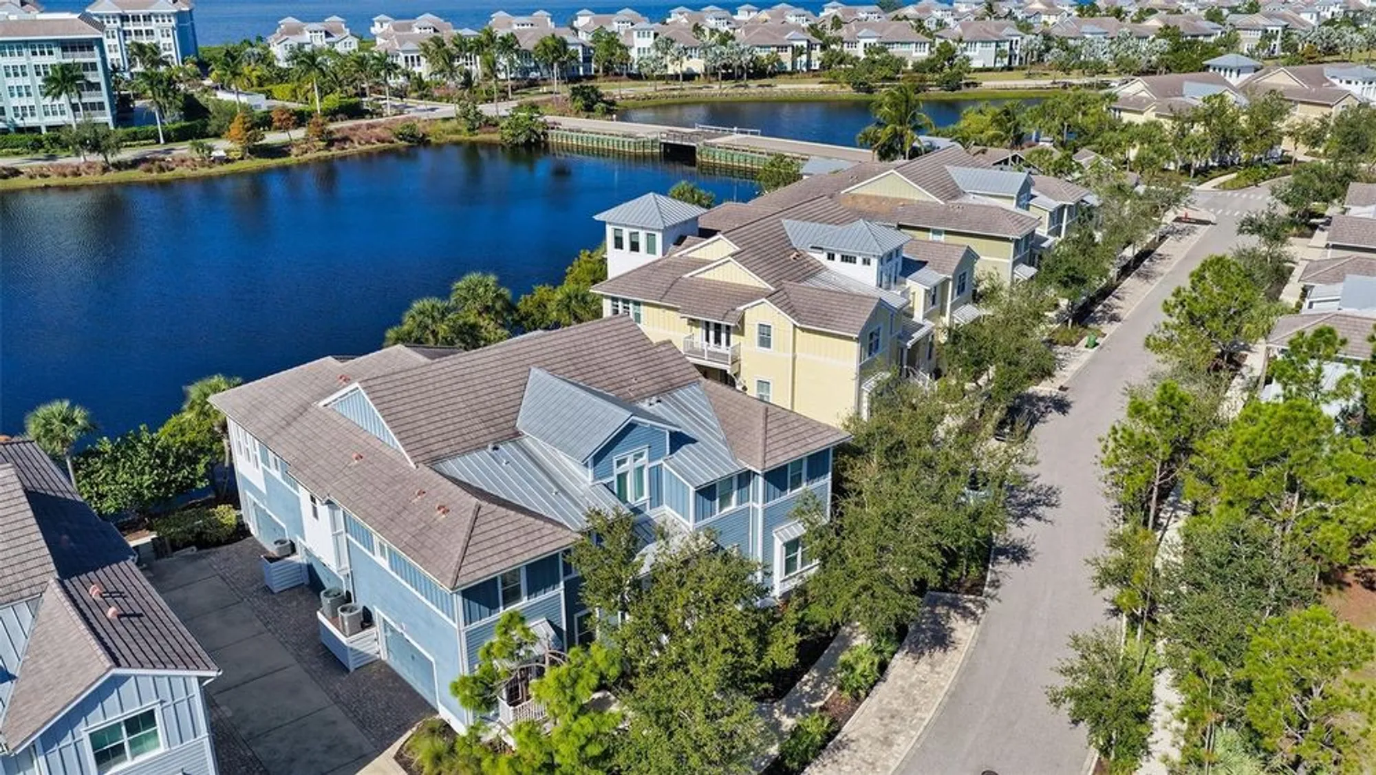 Property Slideshow image 2 of 79 | 344 sapphire lake dr unit 201, Bradenton, FL, 34209