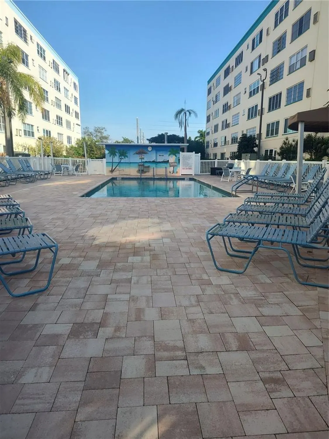 Property Slideshow image 17 of 24 | 2960 59th st 107, Gulfport, FL, 33707