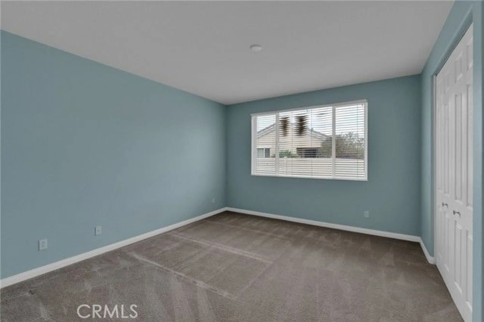 Property Slideshow image 14 of 40 | 11063 semmering ct, Apple Valley, CA, 92308