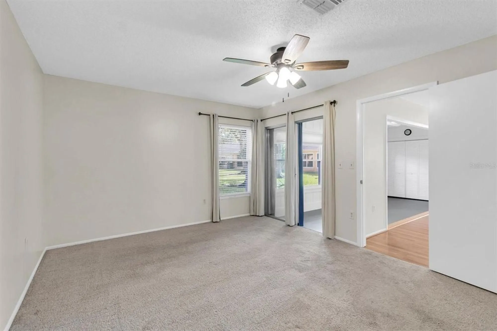 Property Slideshow image 18 of 64 | 4814 grist mill cir, New Port Richey, FL, 34655