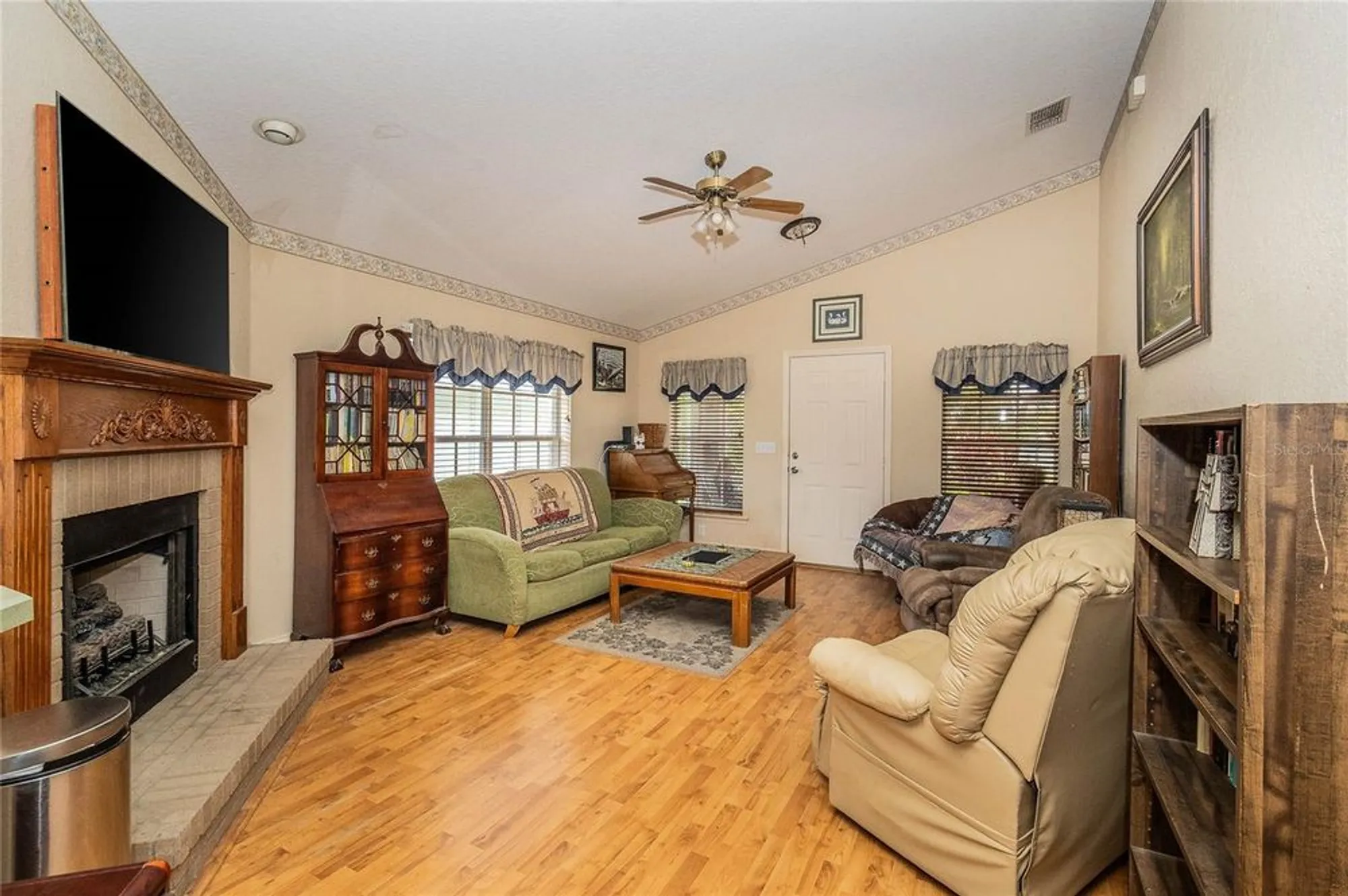 Property Slideshow image 12 of 23 | 6118 silver lakes dr, Lakeland, FL, 33810