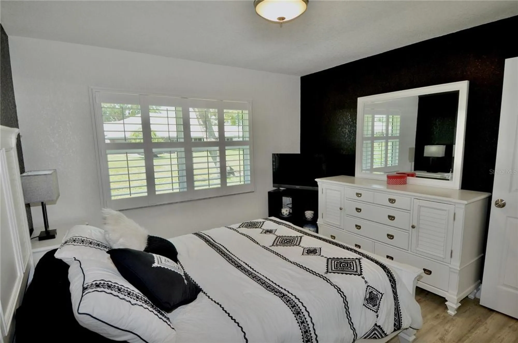 Property Slideshow image 38 of 77 | 611 paget dr, Venice, FL, 34293