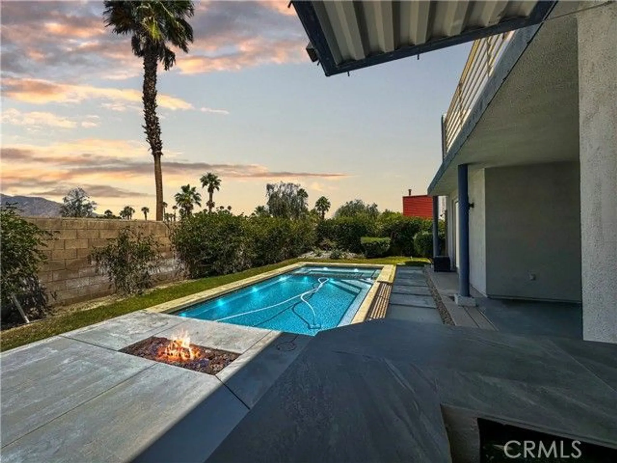 Property Slideshow image 6 of 16 | 561 skylar ln, Palm Springs, CA, 92262