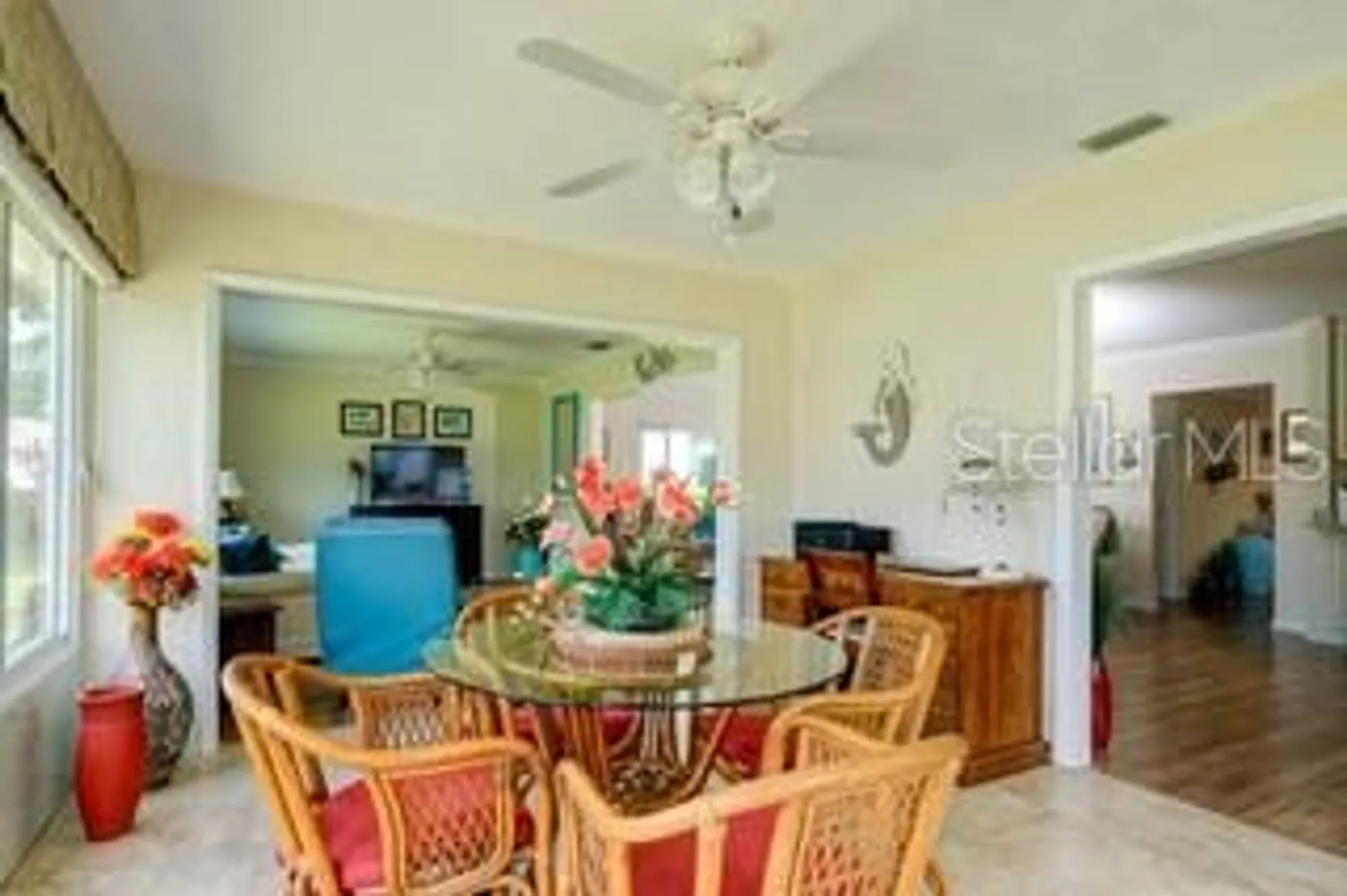 Property Slideshow image 19 of 49 | 2609 riverbluff pkwy # 146, Sarasota, FL, 34231