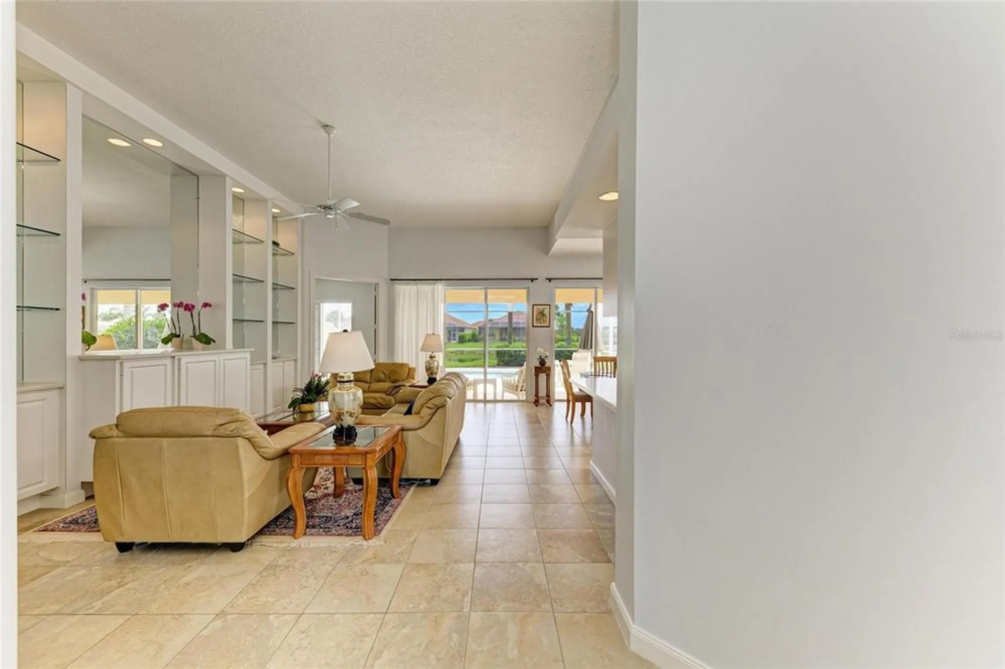 Property Slideshow image 4 of 65 | 5827 benevento dr, Sarasota, FL, 34238