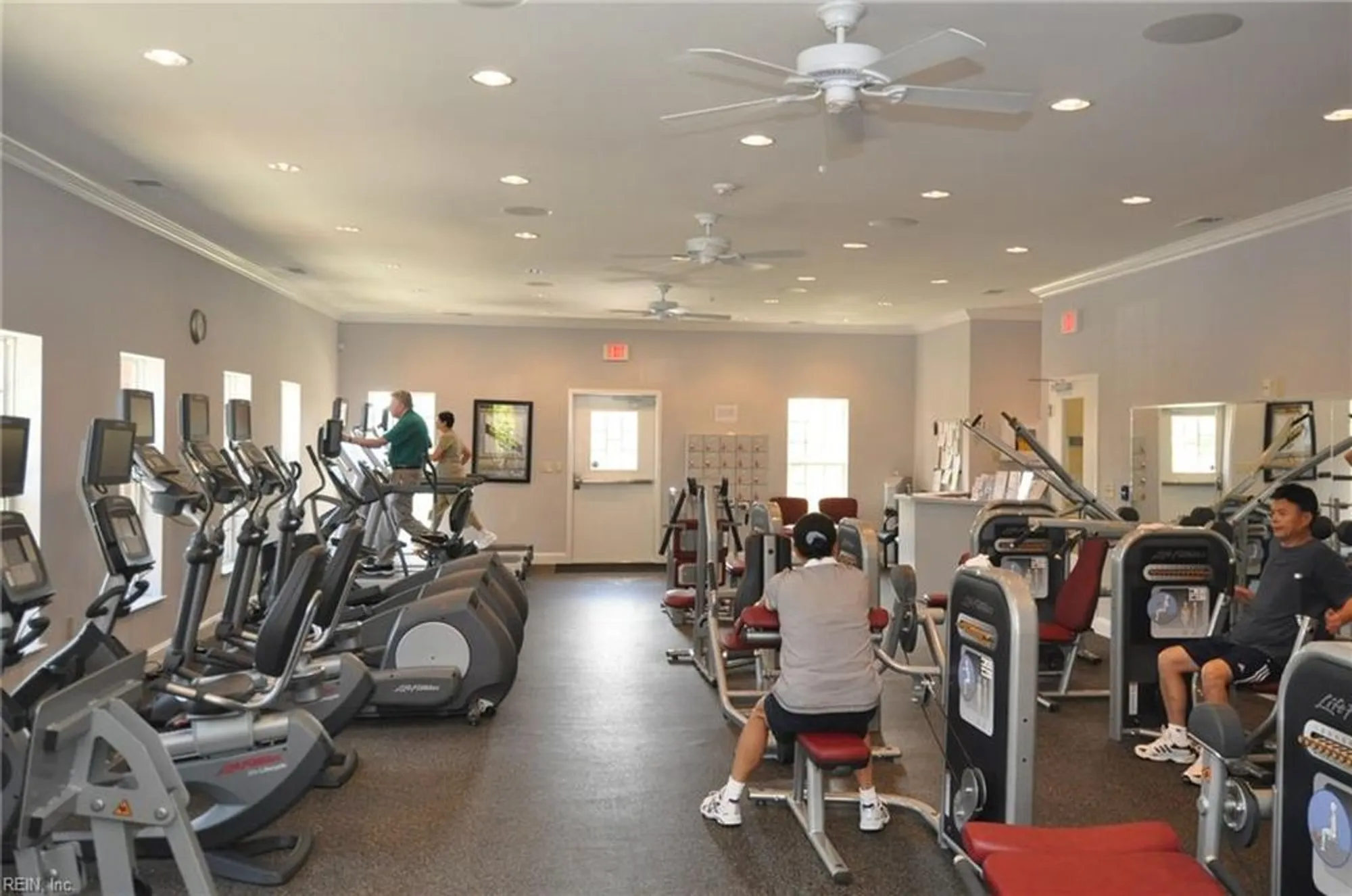 Property Slideshow image 34 of 38 | 3132 genius pl, Virginia Beach, VA, 23456