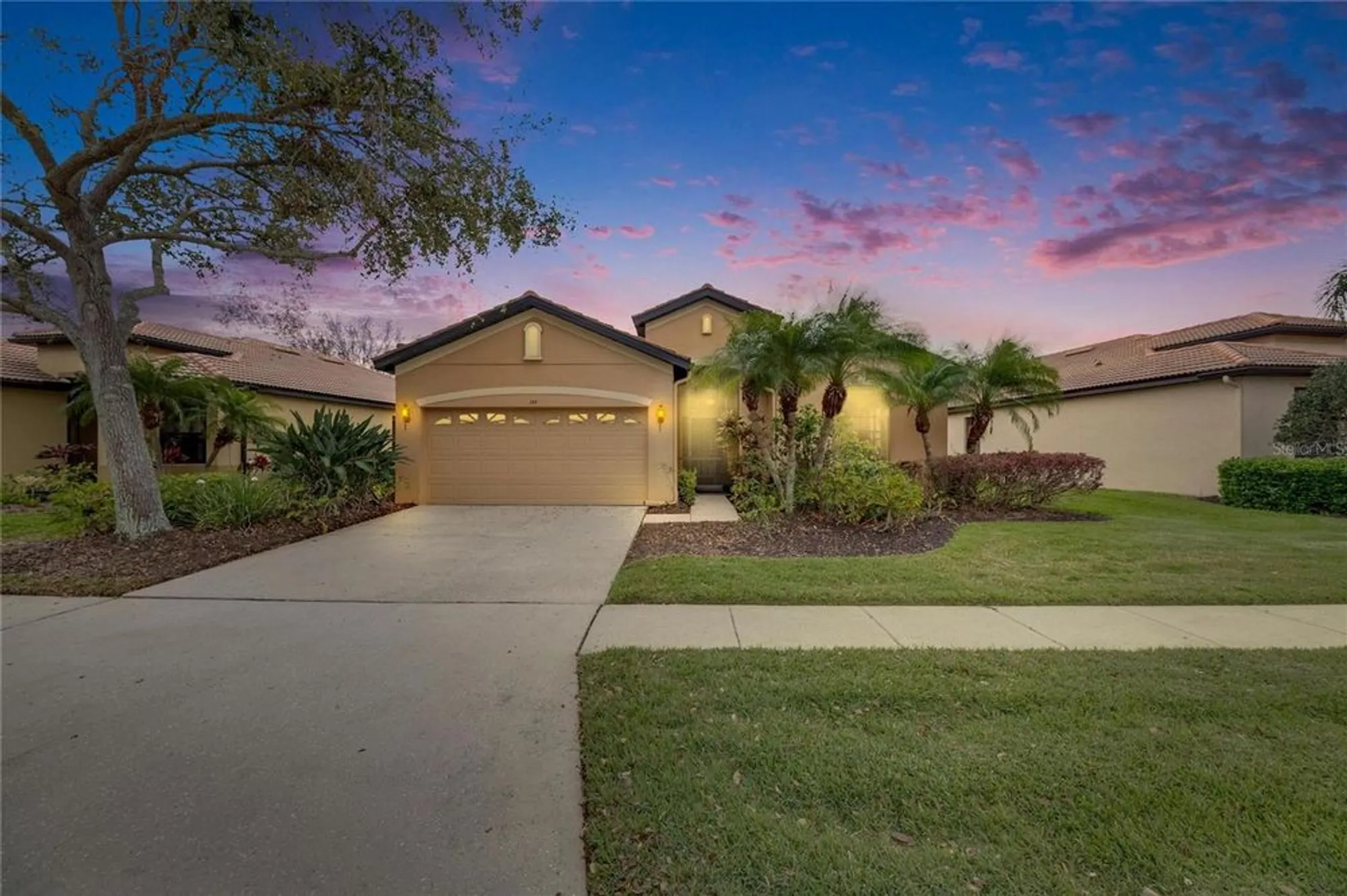 Property Slideshow image 6 of 97 | 144 silver falls dr, Apollo Beach, FL, 33572