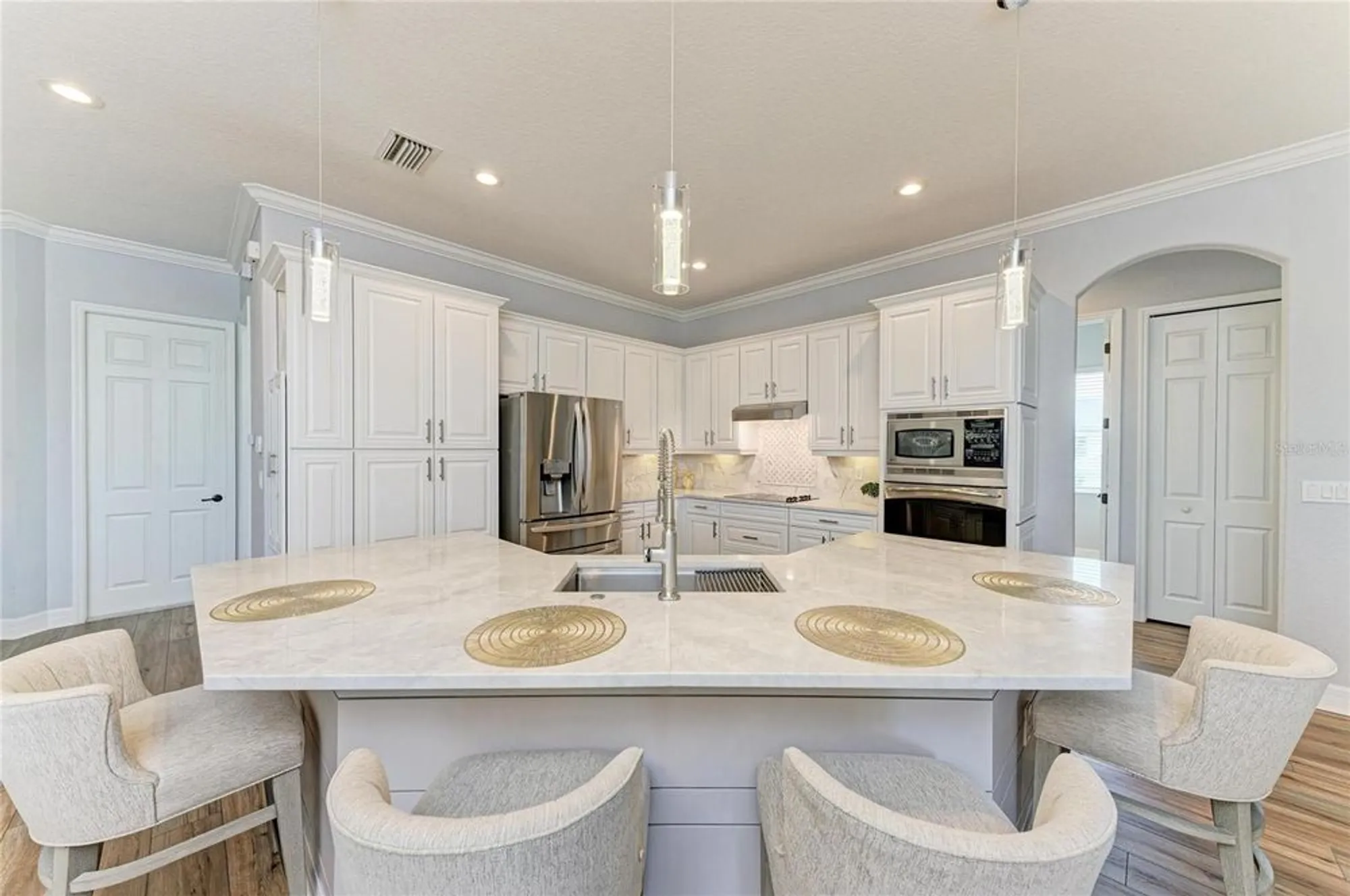 Property Slideshow image 20 of 93 | 8201 heritage grand pl, Bradenton, FL, 34212
