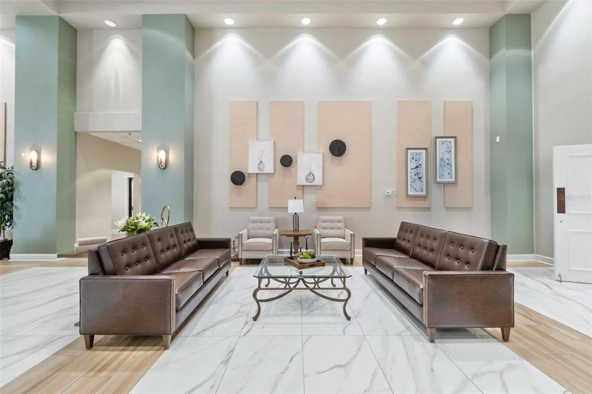 Property Slideshow image 29 of 33 | 201 bedford trl apt 123, Sun City Center, FL, 33573