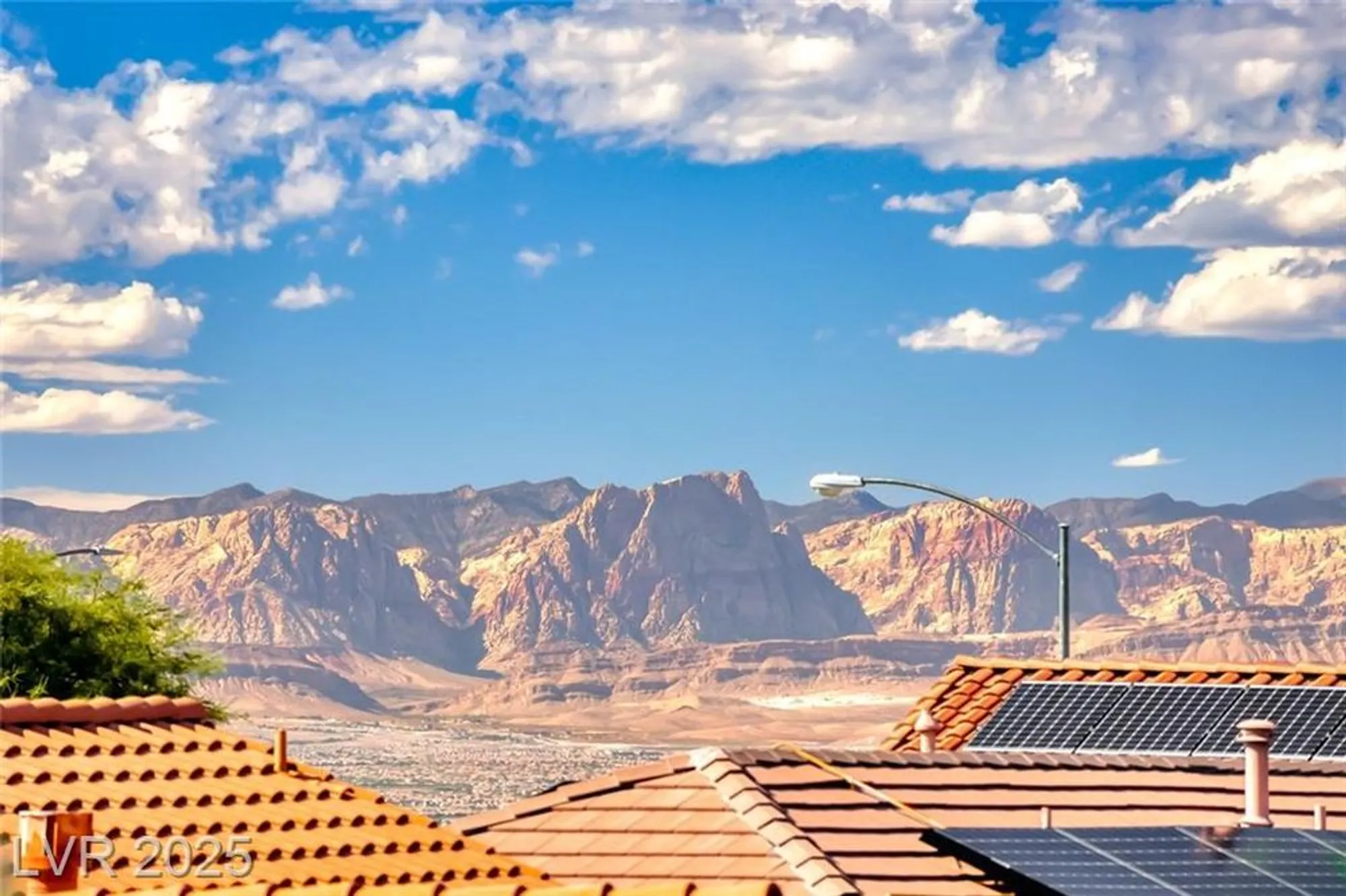 Property Slideshow image 6 of 43 | 2608 savannah springs ave, Henderson, NV, 89052