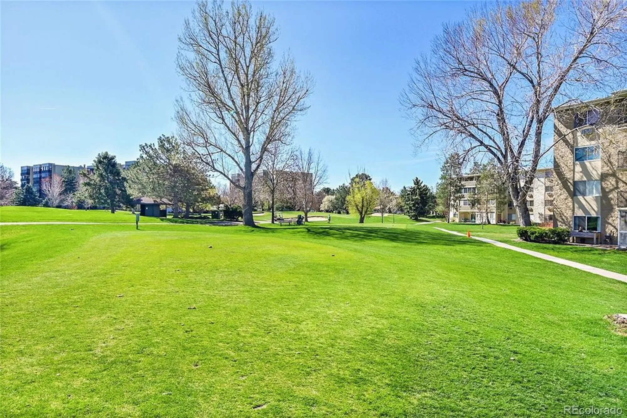 Property Slideshow image 14 of 20 | 3022 s wheeling way apt 205, Aurora, CO, 80014