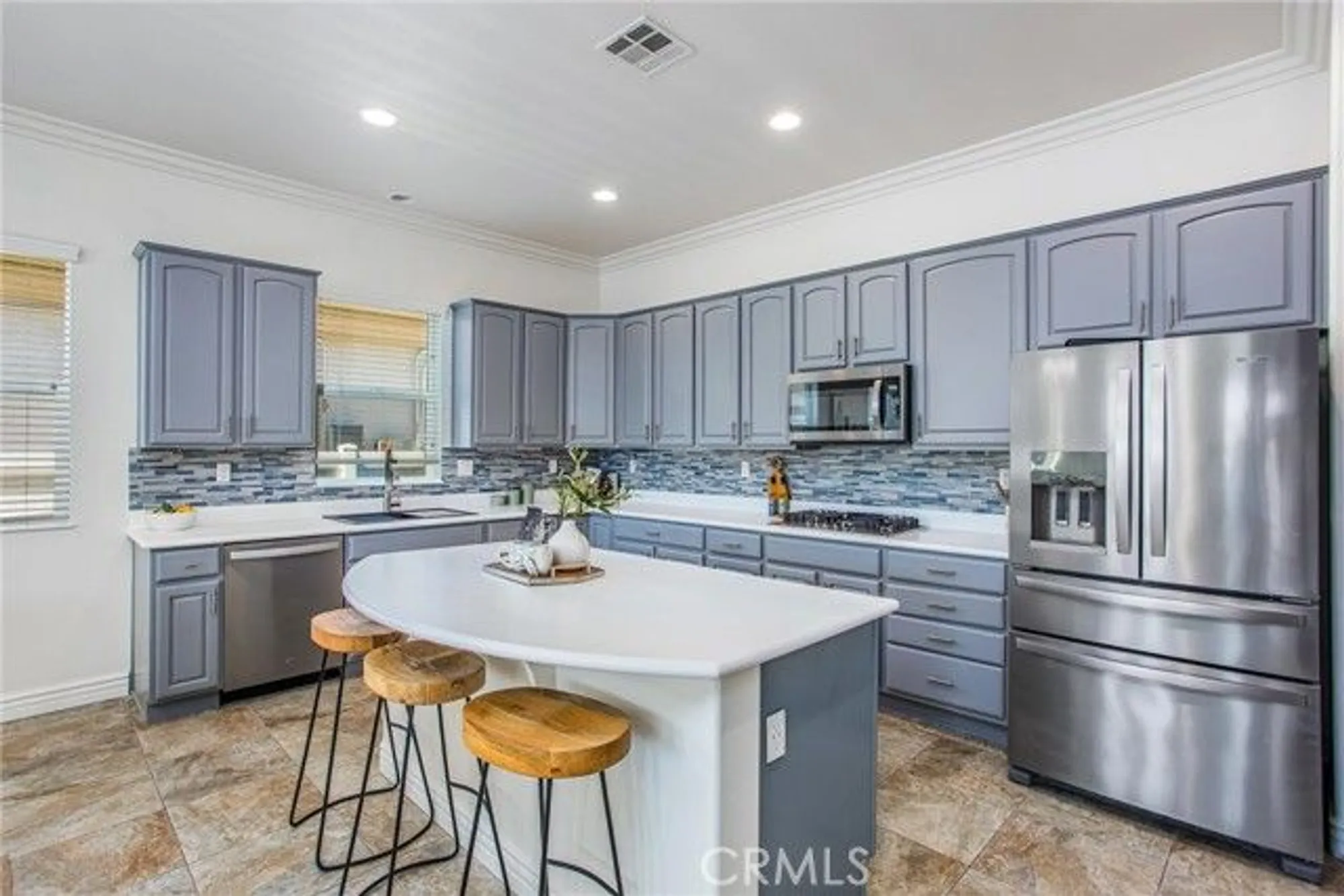 Property Slideshow image 13 of 36 | 967 hidden oaks dr, Beaumont, CA, 92223