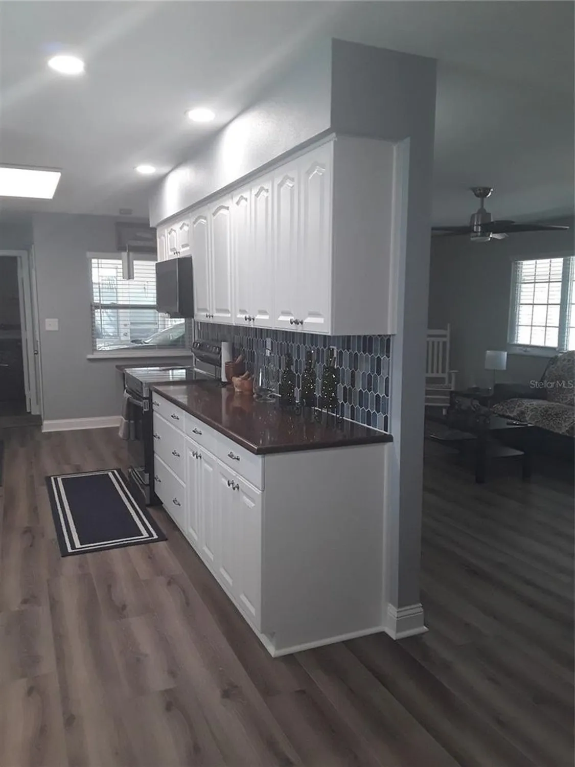 Property Slideshow image 31 of 48 | 702 cypress pl, Sun City Center, FL, 33573