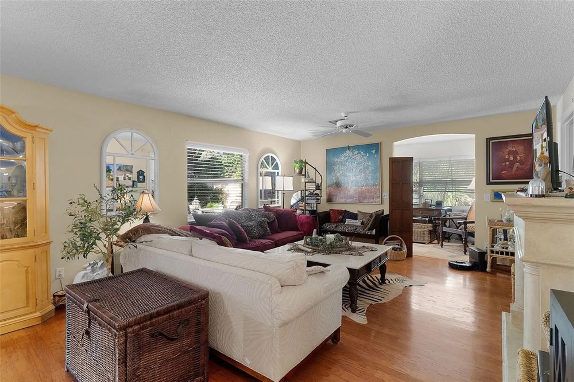 Property Slideshow image 11 of 53 | 1025 avalon ave, Lady Lake, FL, 32159