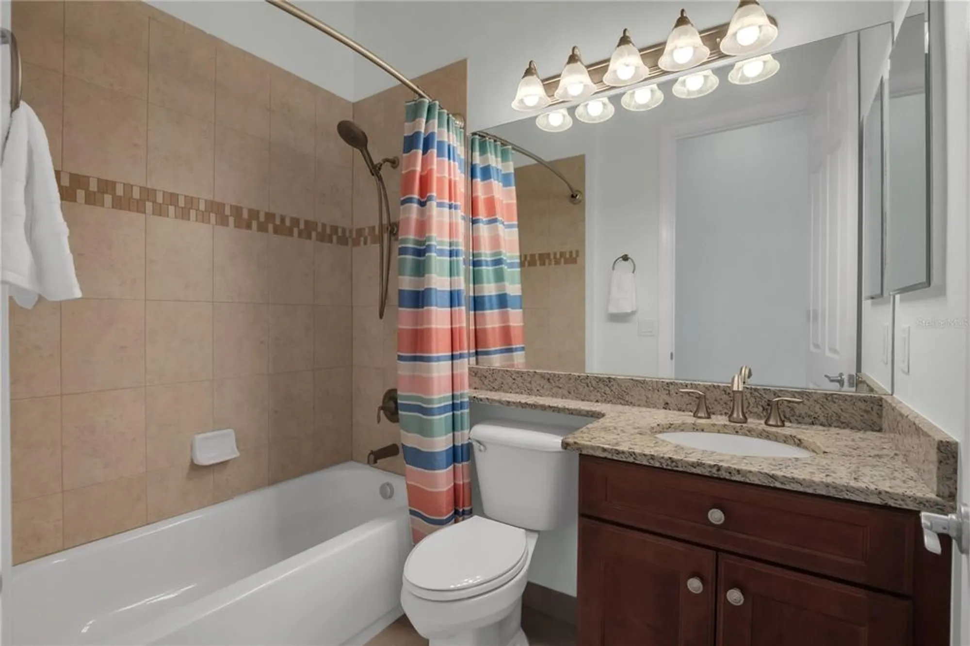 Property Slideshow image 24 of 48 | 4946 sapphire sound dr, Wimauma, FL, 33598