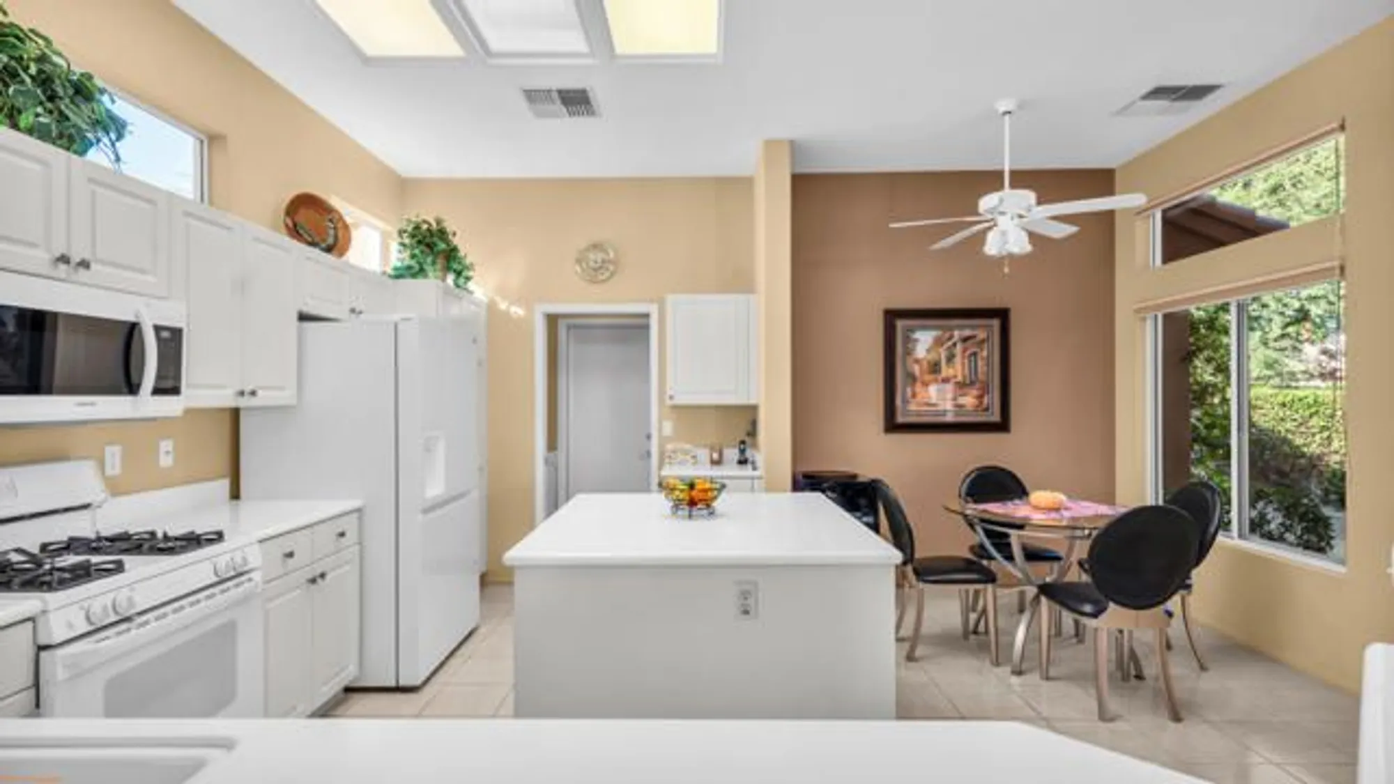 Property Slideshow image 5 of 48 | 38608 bent palm dr, Palm Desert, CA, 92211