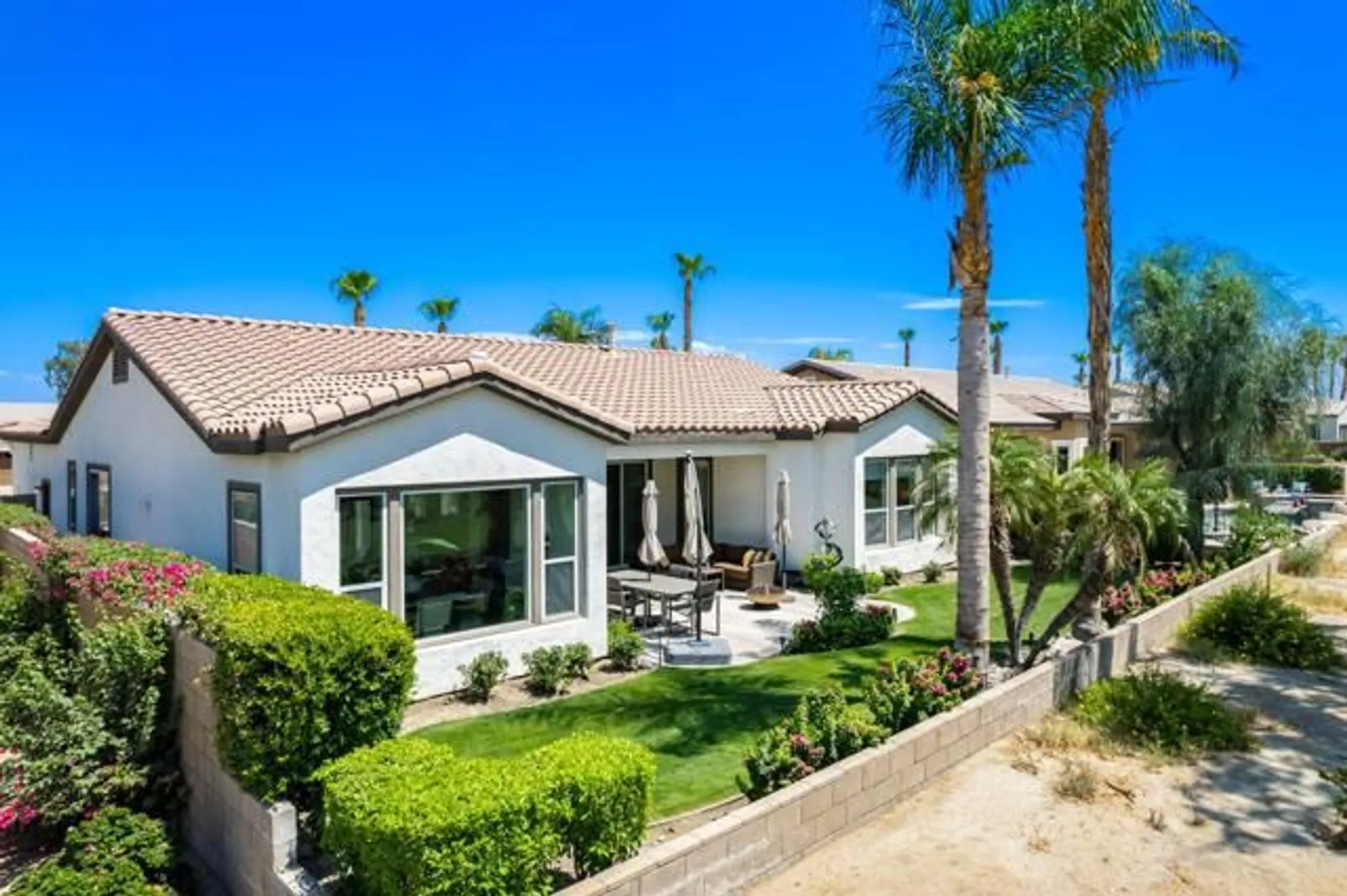 Property Slideshow image 33 of 77 | 81799 prism dr, La Quinta, CA, 92253