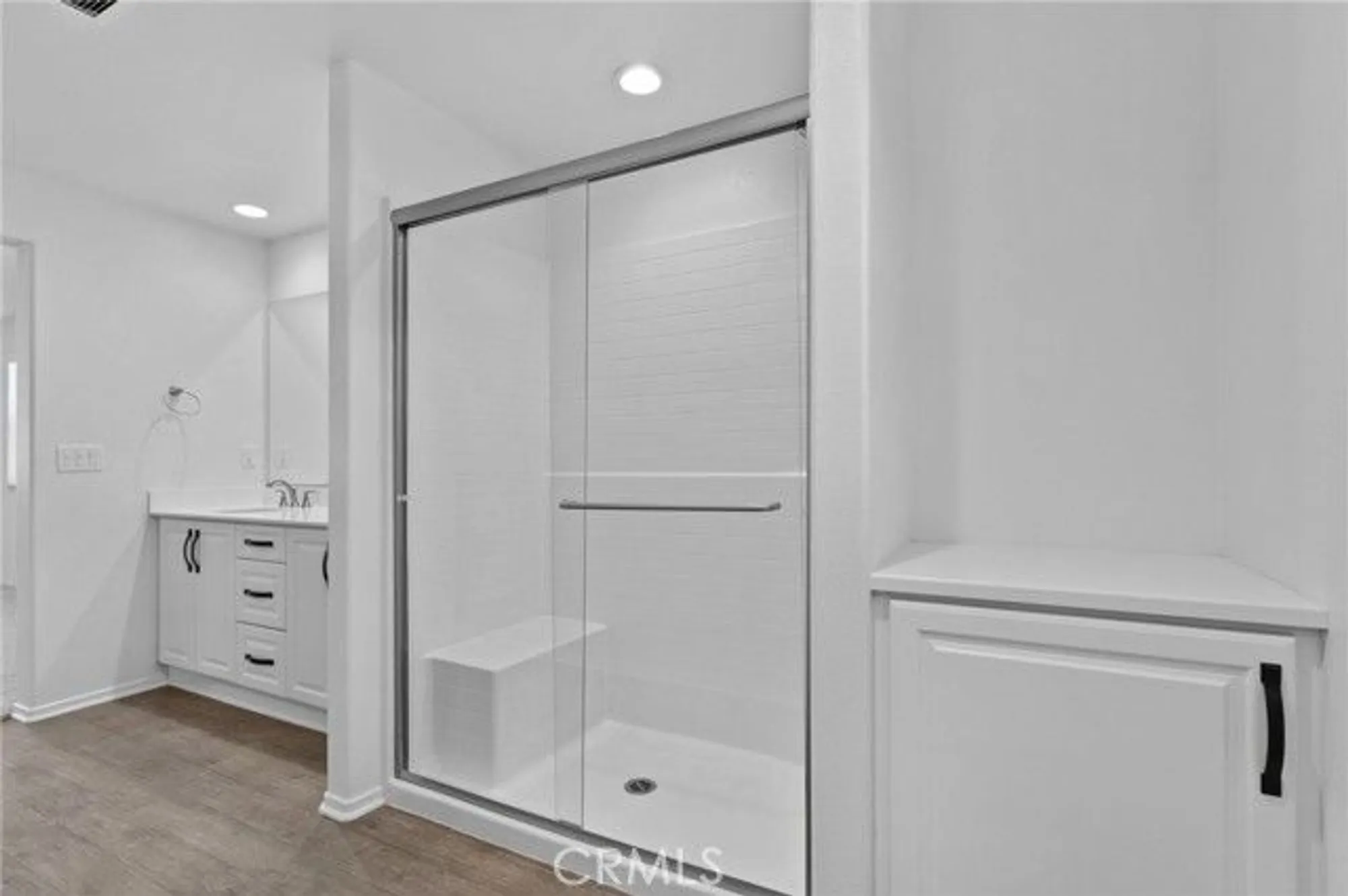 Property Slideshow image 23 of 47 | 24085 midvale ct, Corona, CA, 92883