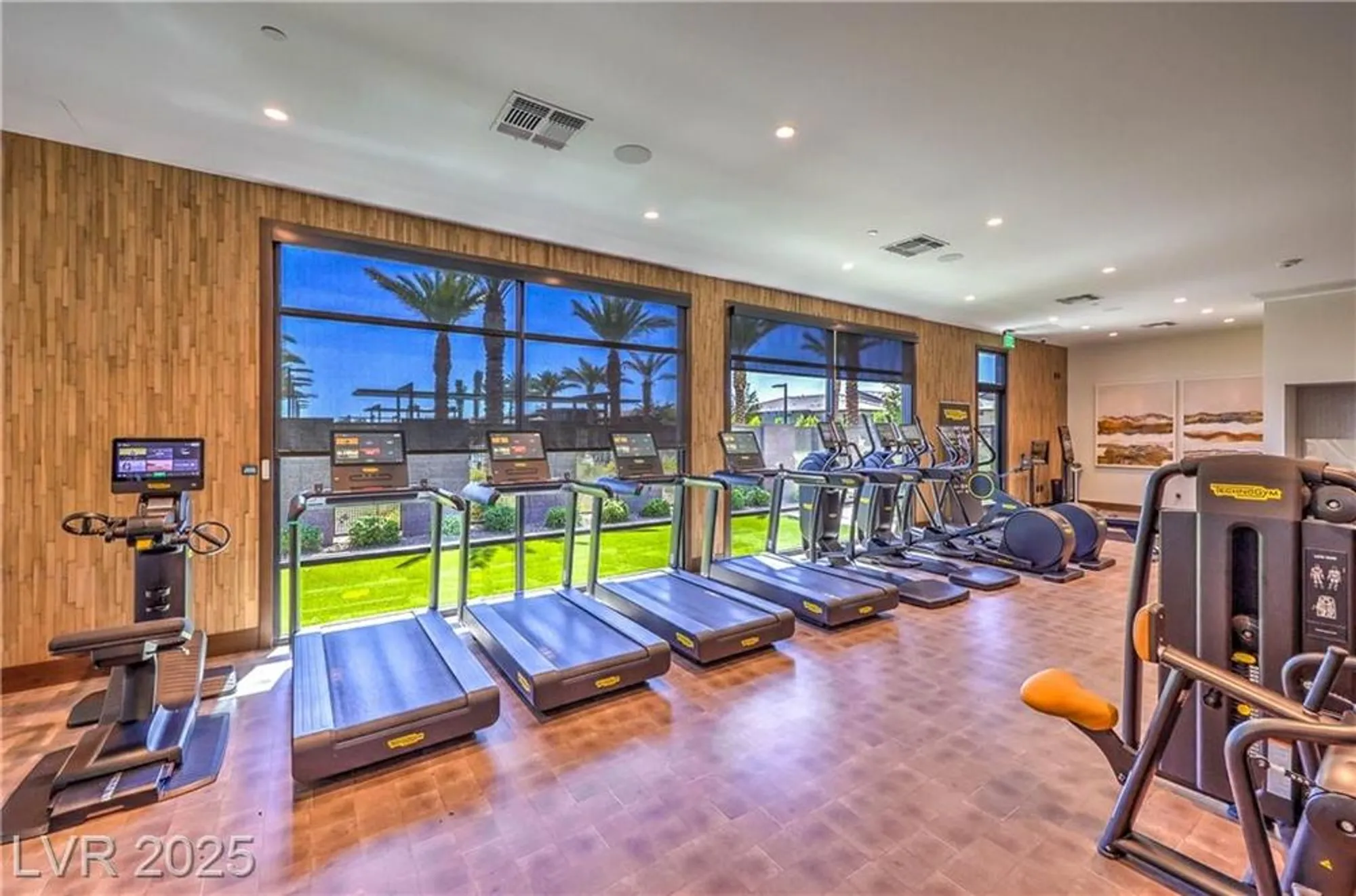 Property Slideshow image 37 of 52 | 9584 sard ln, Las Vegas, NV, 89143