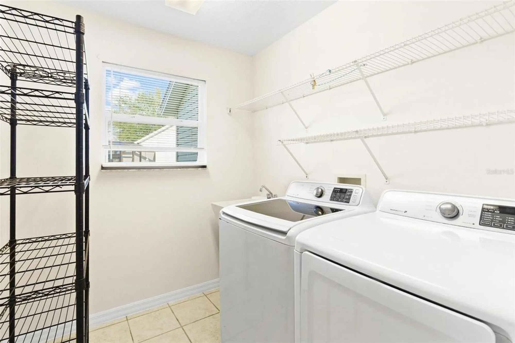 Property Slideshow image 28 of 44 | 471 gaskin ln, The Villages, FL, 32162