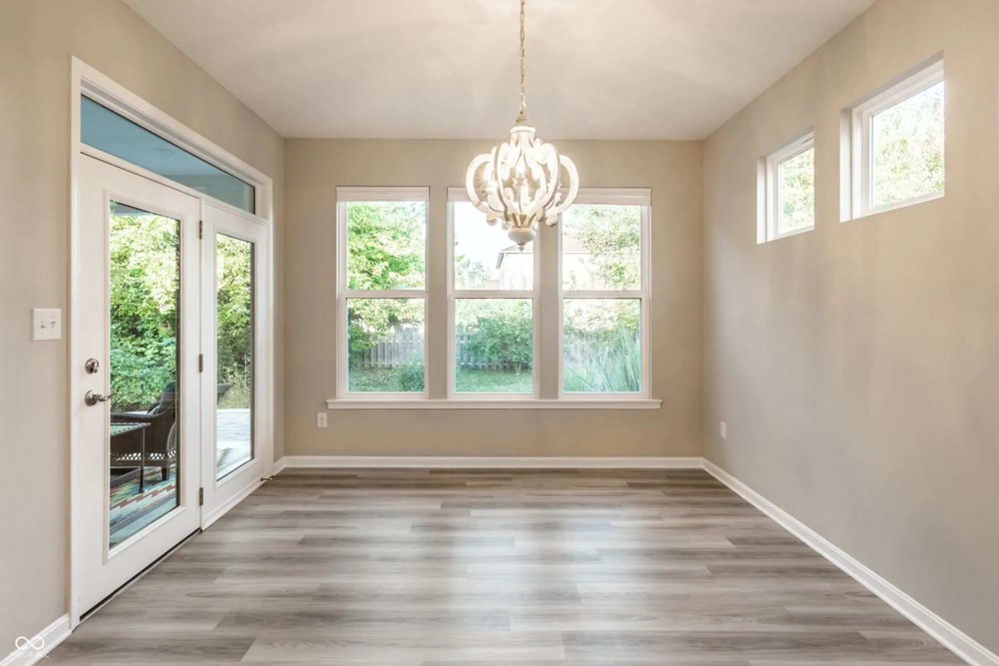 Property Slideshow image 17 of 30 | 5826 lyster ln, Indianapolis, IN, 46239