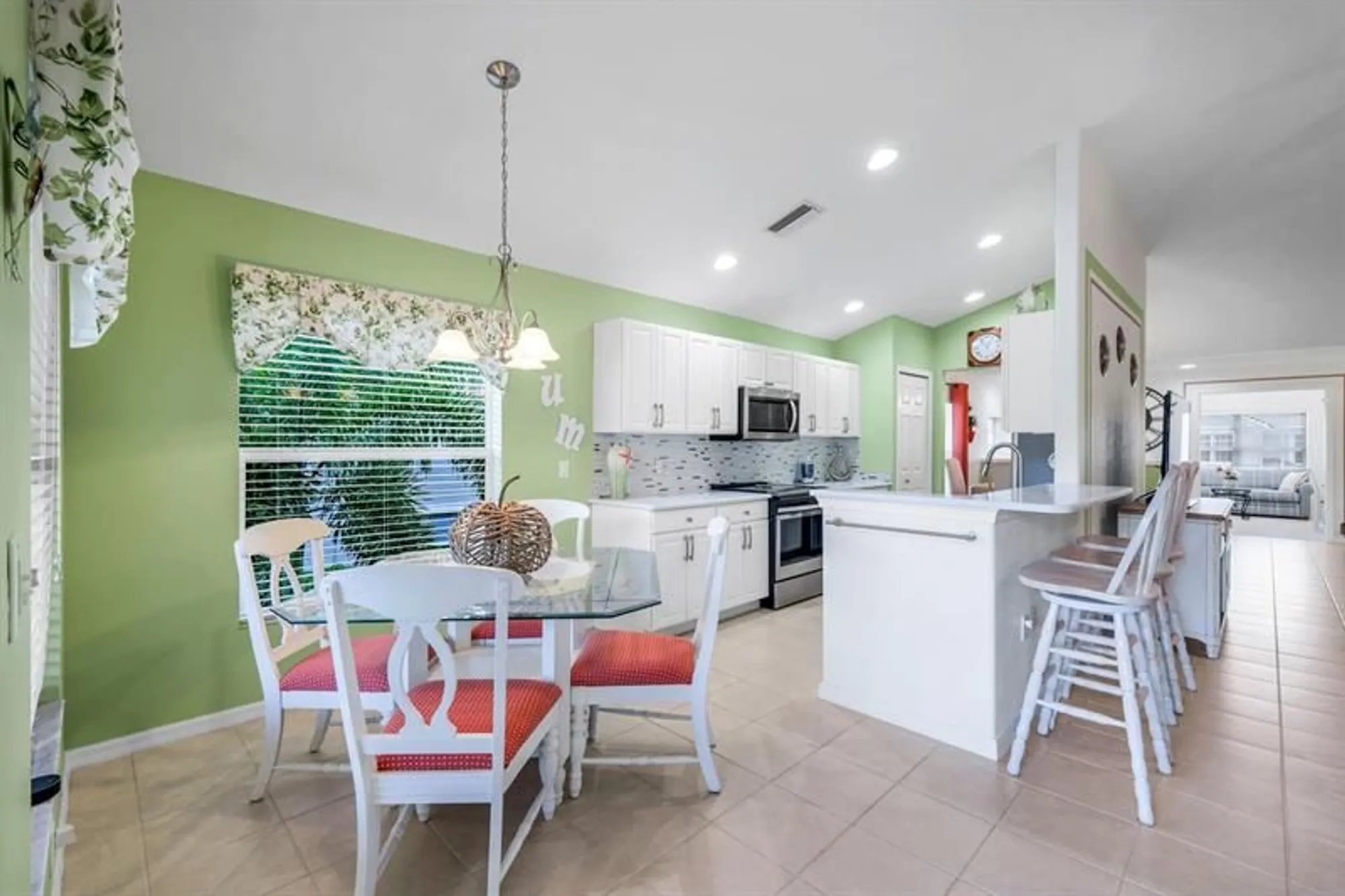 Property Slideshow image 17 of 31 | 11019 mill creek way, Fort Myers, FL, 33913