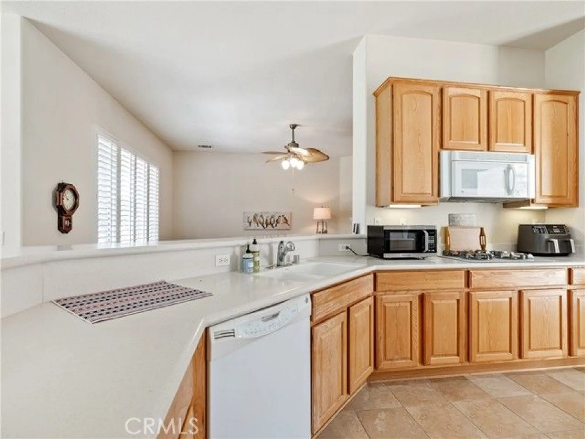 Property Slideshow image 12 of 34 | 10803 katepwa st, Apple Valley, CA, 92308