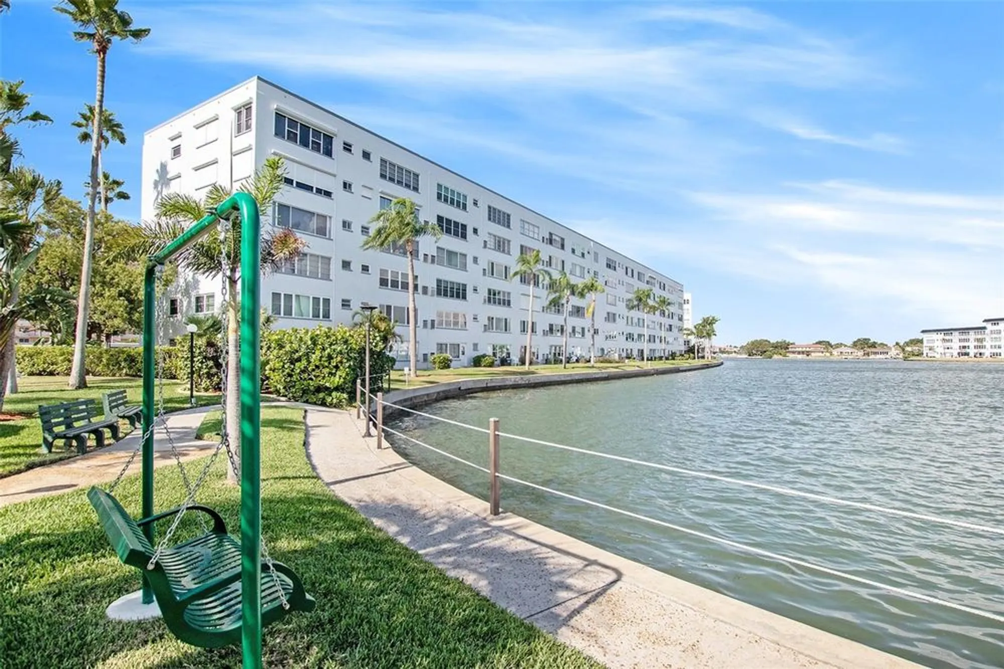 Property Slideshow image 33 of 41 | 2960 59th st 411, Gulfport, FL, 33707