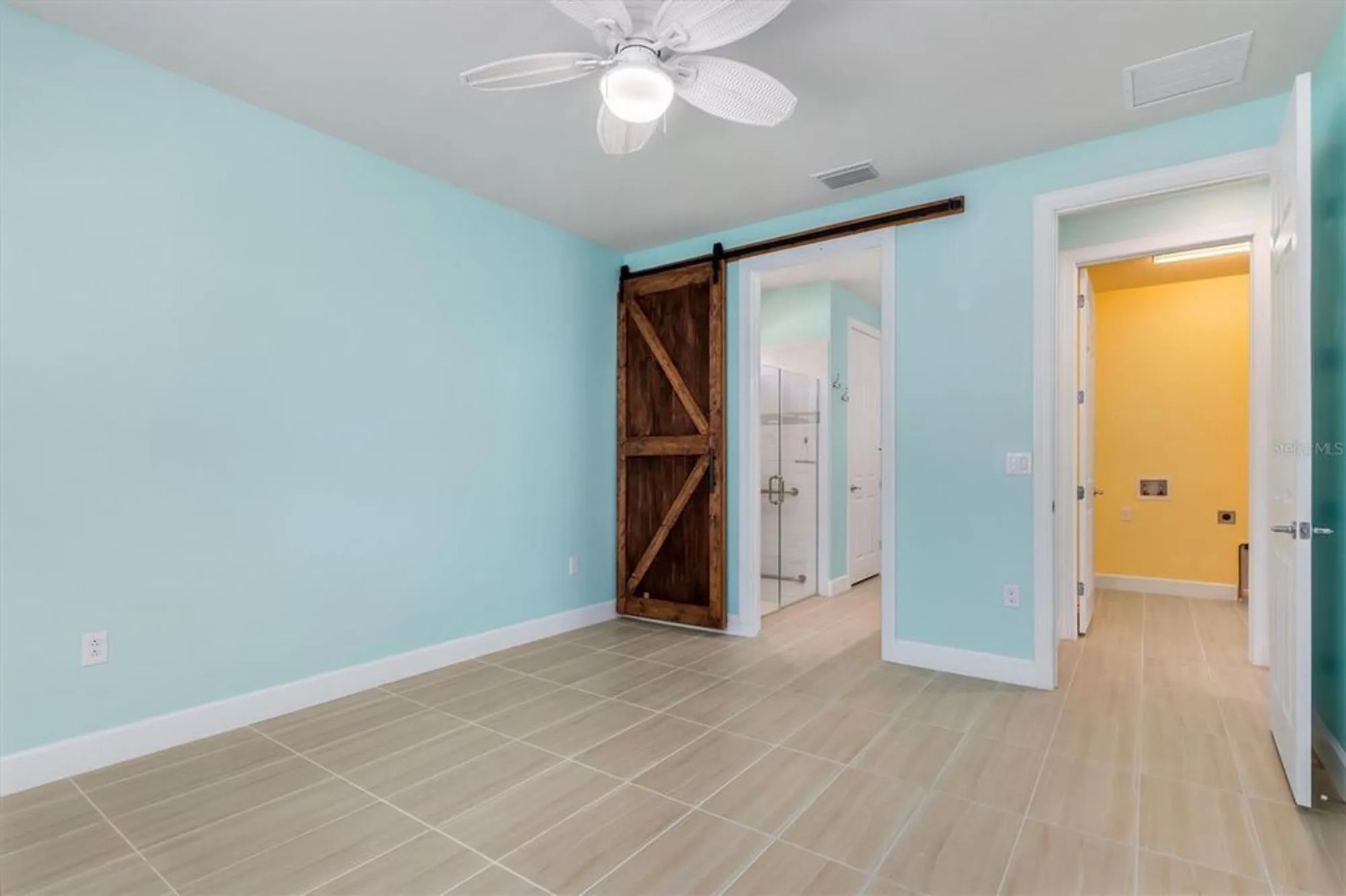 Property Slideshow image 25 of 70 | 2633 daisy dr, North Port, FL, 34289