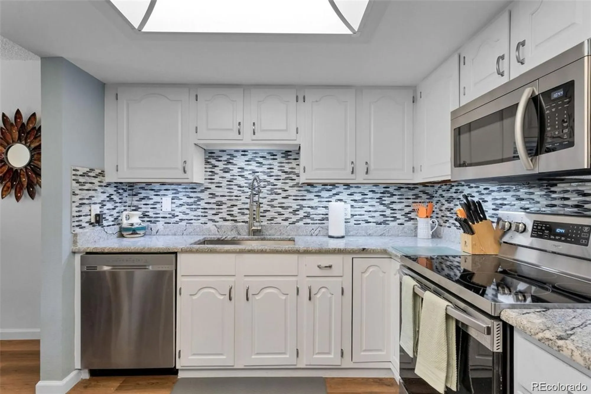 Property Slideshow image 4 of 14 | 13901 e marina dr 105, Aurora, CO, 80014