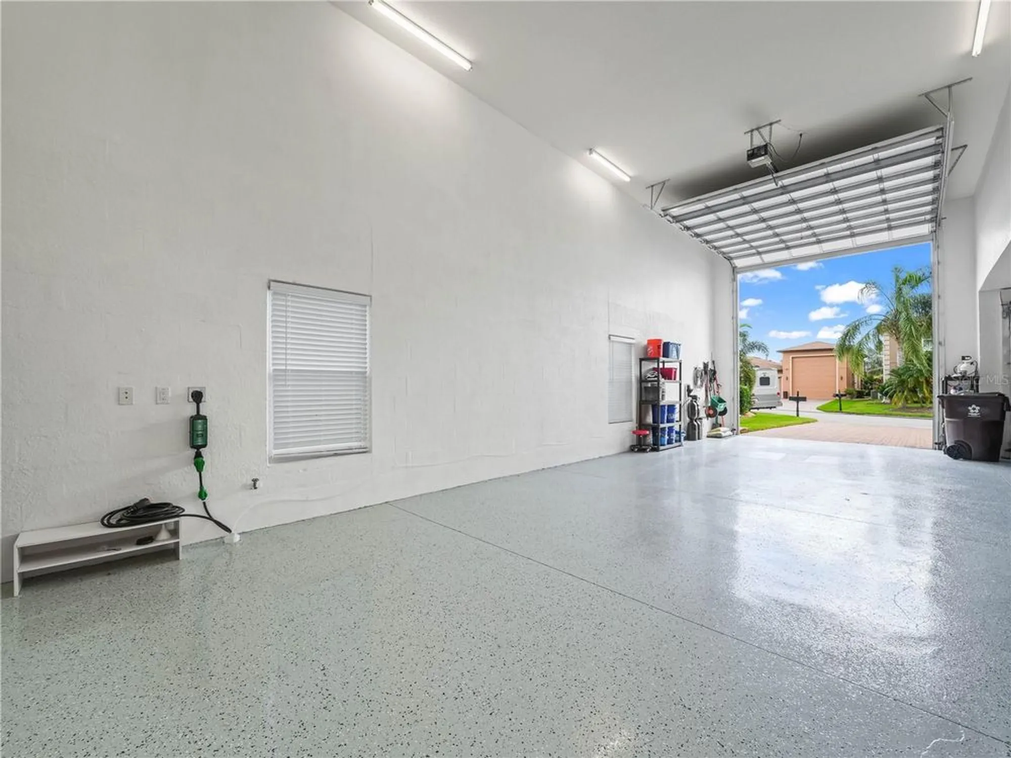 Property Slideshow image 25 of 73 | 3829 litchfield loop, Lake Wales, FL, 33859