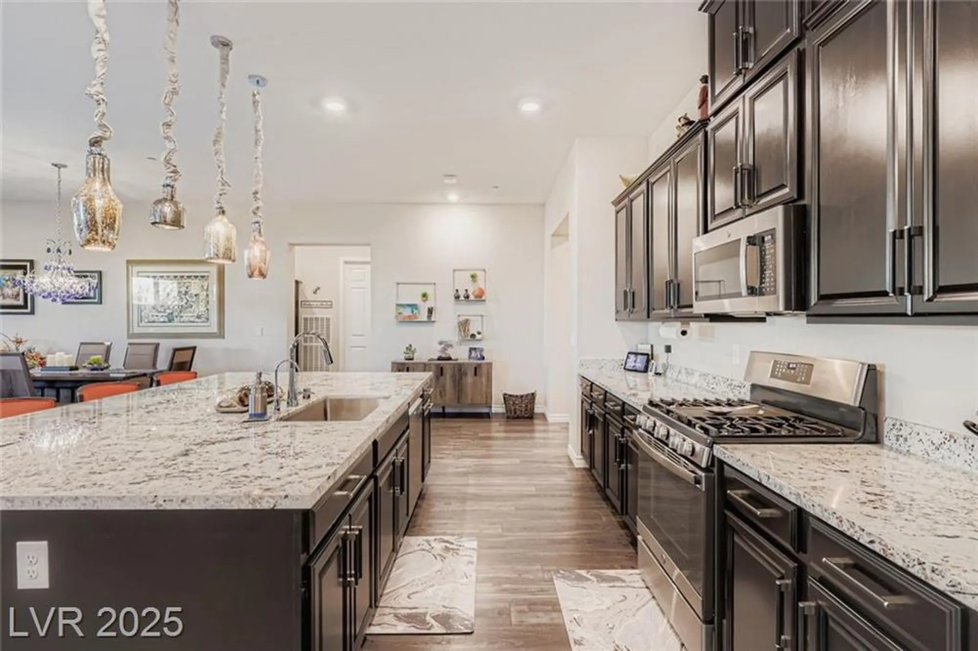 Property Slideshow image 12 of 58 | 316 gillespie glen ave, Henderson, NV, 89011