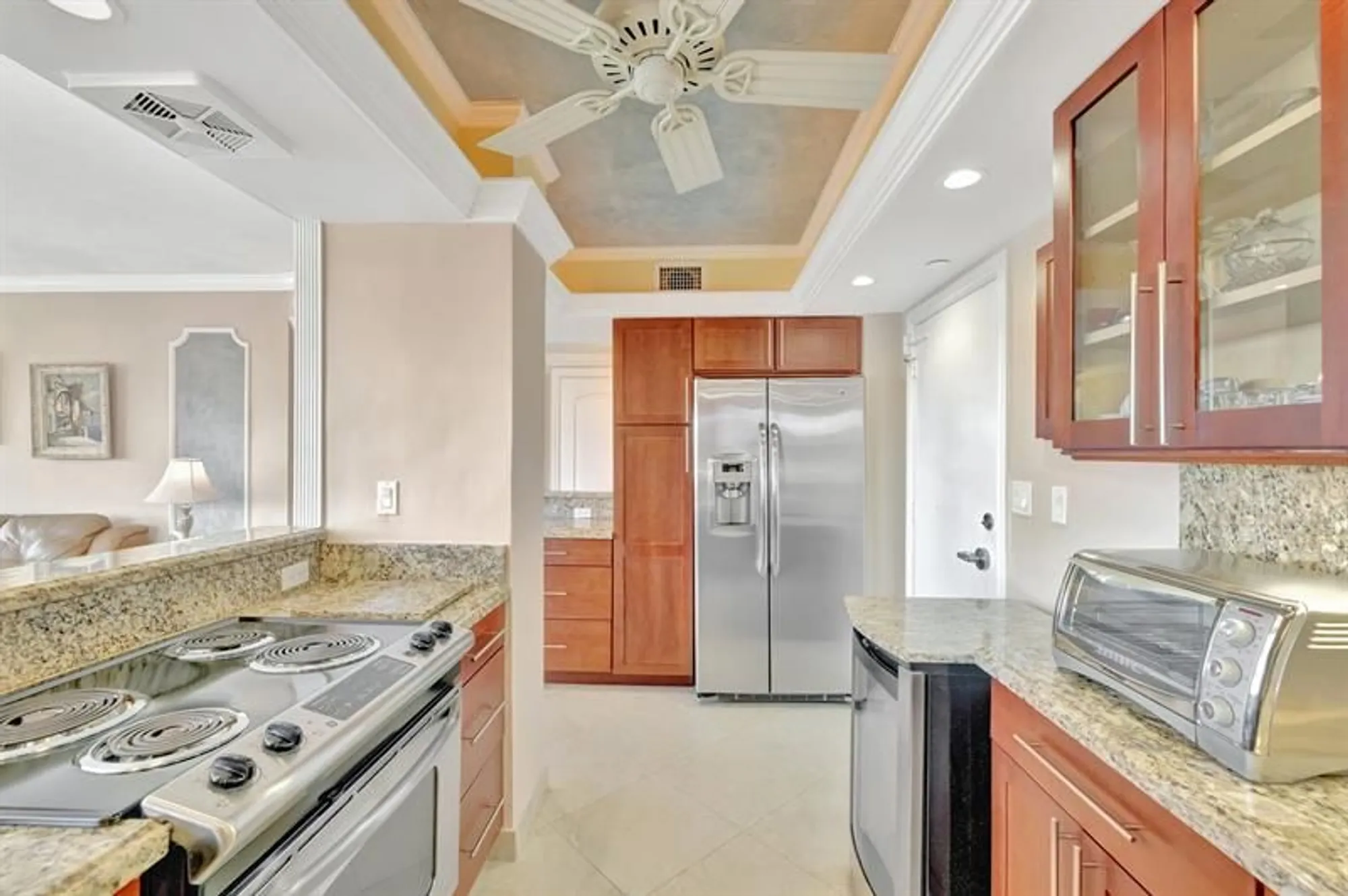 Property Slideshow image 14 of 49 | 3300 ne 36th st 1516, Fort Lauderdale, FL, 33308