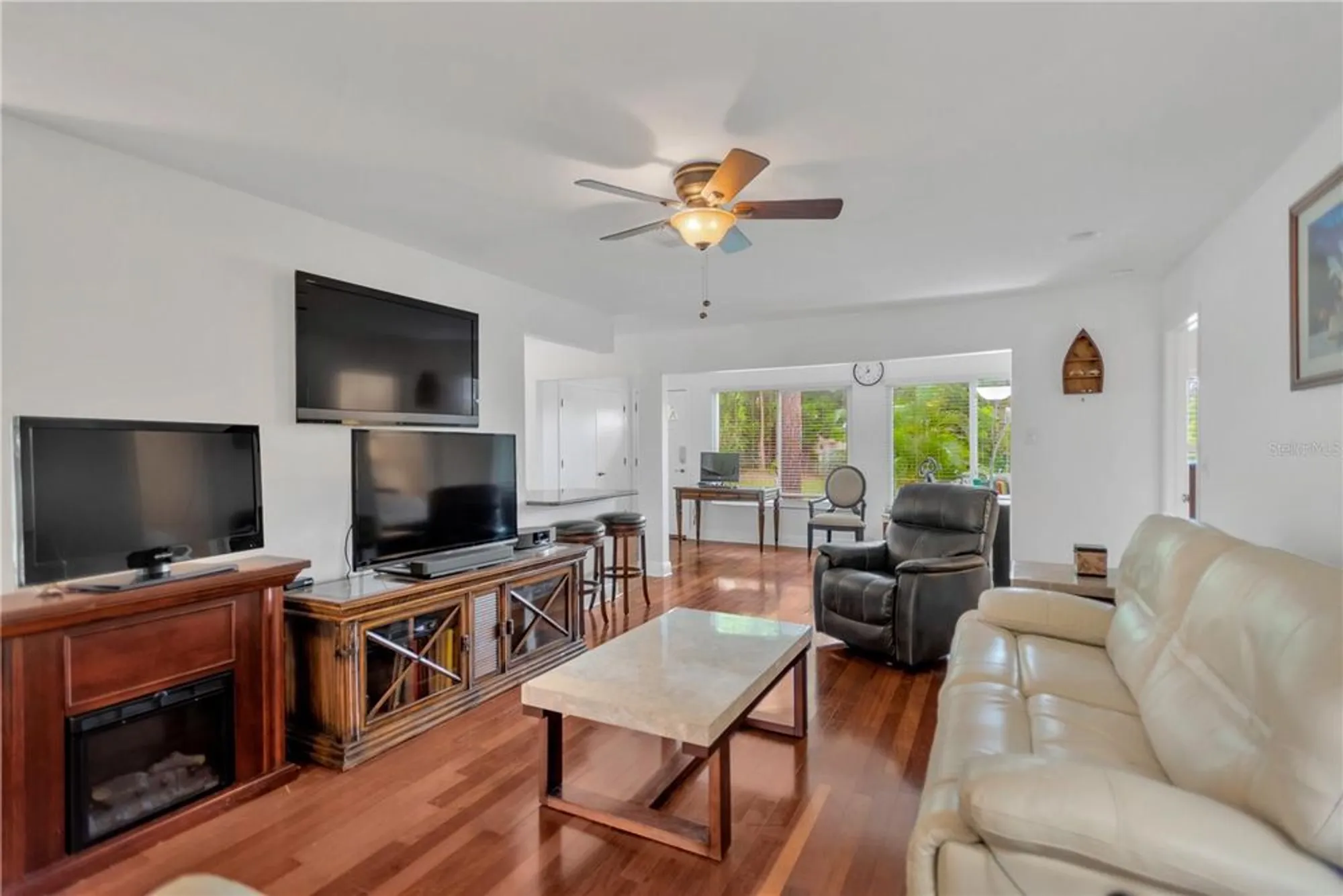 Property Slideshow image 14 of 26 | 1090 seville dr 29, Palm Harbor, FL, 34684