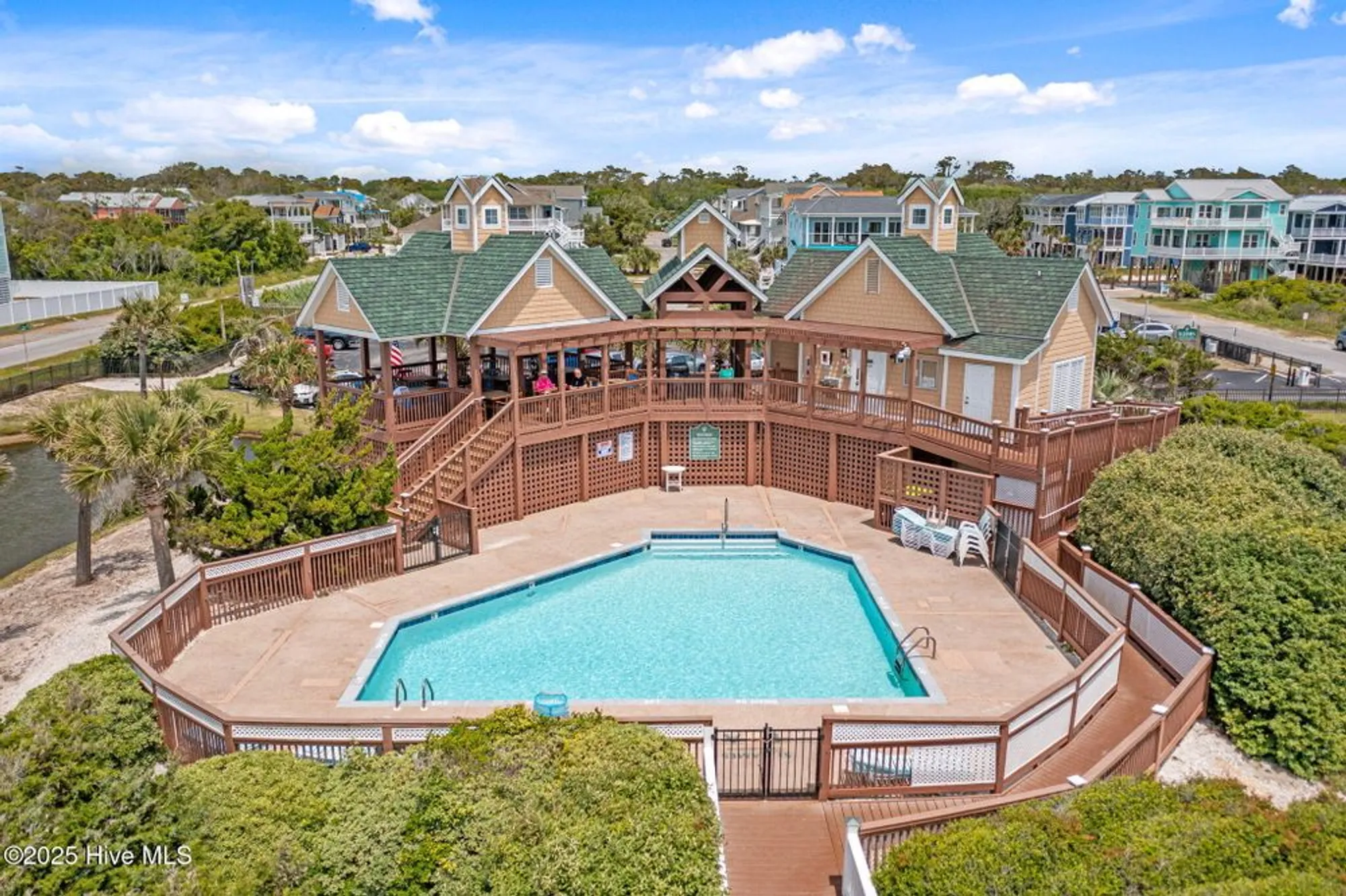 Property Slideshow image 12 of 80 | 3931 members club blvd, Southport, NC, 28461