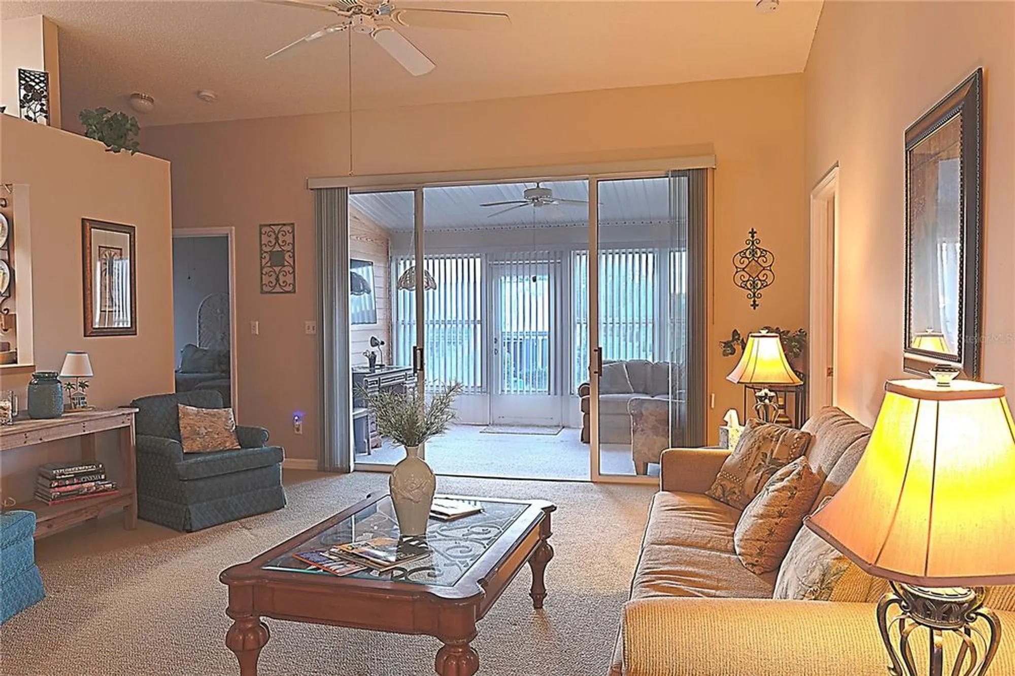 Property Slideshow image 9 of 47 | 25327 temple ct, Leesburg, FL, 34748